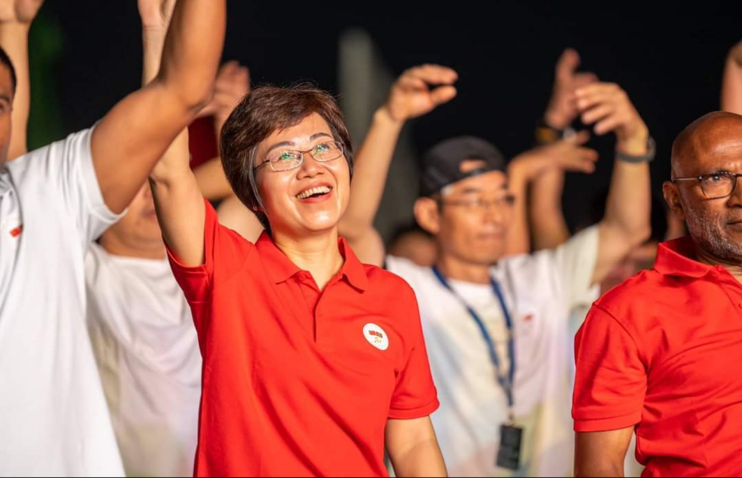 ޗައިނާ އާއި ރާއްޖޭގެ ގުޅުމަށް 50 އަހްރު ފުރުން ފާހަގަކުރުމަށް މިދިޔަ ހަފުތާގައި ބޭއްވި ދުވުމެއްގައި އެމްބެސެޑަރު ބައިވެރިވެ ވަޑައިގަންނަވަނީ