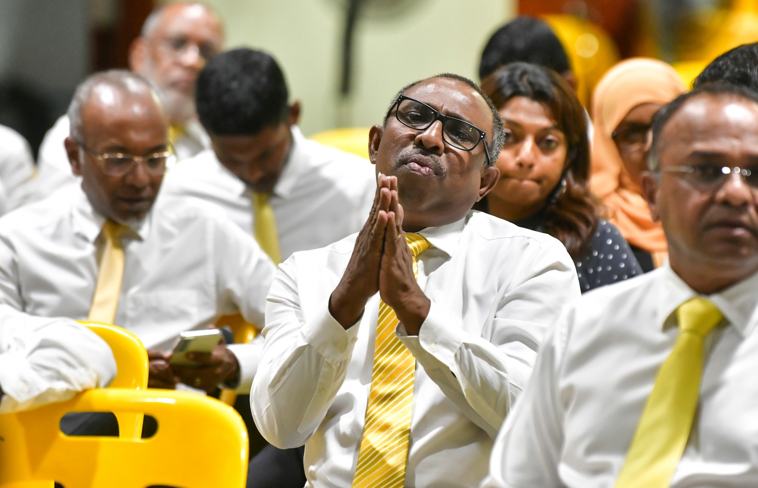 އާޒިމްގެ ހުށަހެޅުއްވުމަށް ތާއީދު ކޮށްދެއްވަން  އޭނާ ރިޔާސަތުގައި އާދޭސް ދަންނަވަނީ-- ފޮޓޯ: ނިޝާން އަލީ | މިހާރު