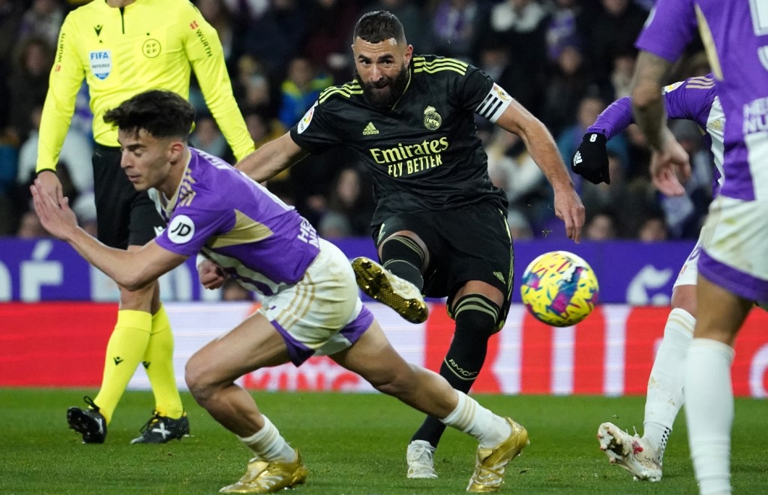 ބެންޒެމާ ރެއާލްގެ ދެވަނަ ގޯލު ޖަހަނީ.-- ފޮޓޯ: އޭއެފްޕީ