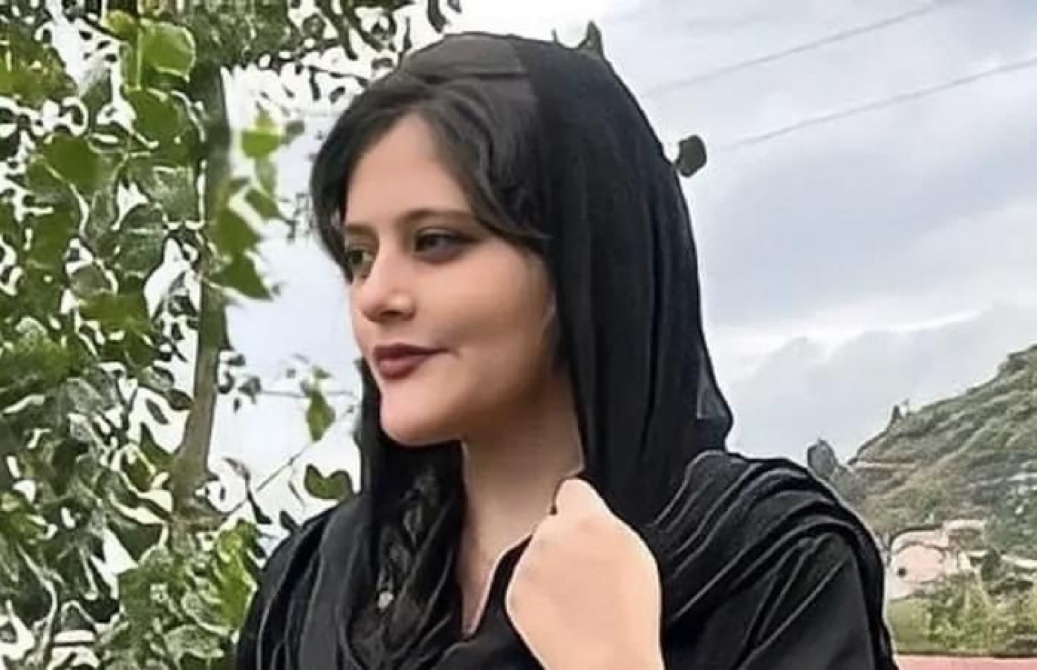 މަހްޝާ އަމީނީ