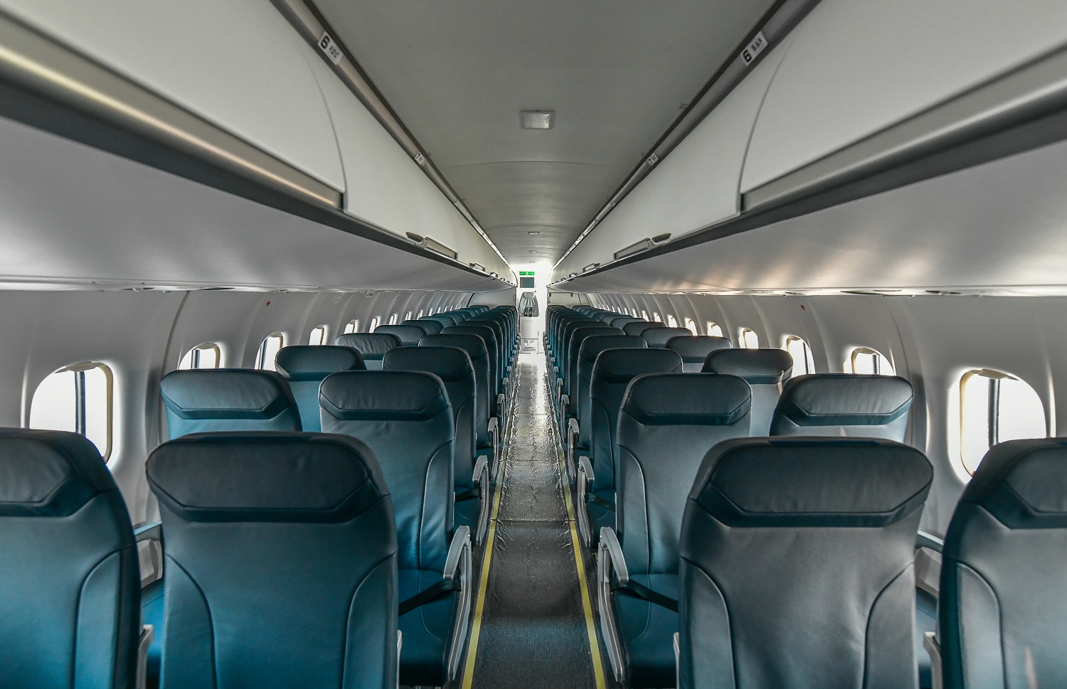 އޭޓީއާރް ފްލައިޓް އެތެރެ. މި ބޯޓުން 72 މީހުންނަށް ދަތުރު ކުރެވޭނެ-- ފޮޓޯ: ނިޝާން އަލީ/ މިހާރު