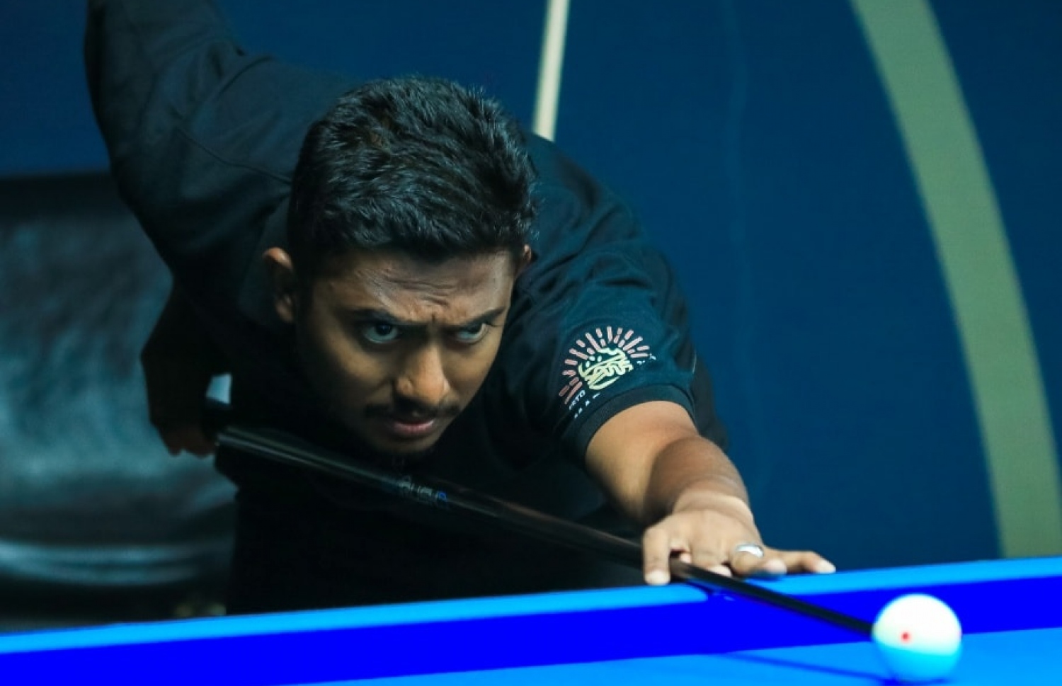 ހަސަން ޝާޒް މުހައްމަދު، އޭނާ ވަނީ މިދިޔަ އަހަރުގެ ޗެމްޕިއަން ހުސެއިން ފަޔާޒް ބަލިކޮށްފައި.-- ފޮޓޯ: އެމްޕީބީއޭ