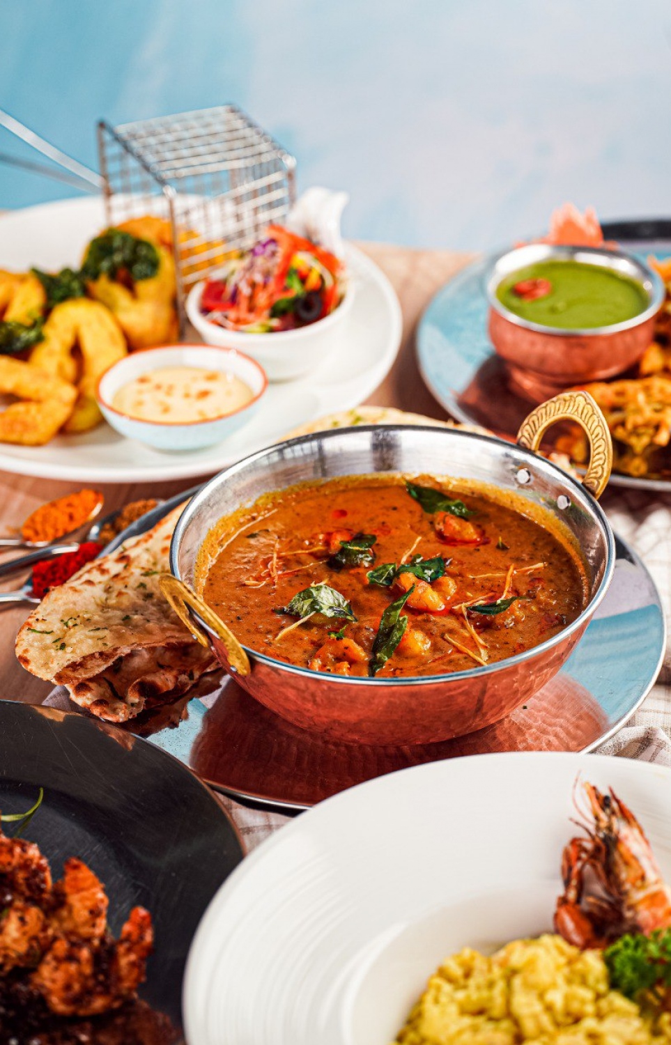 އަލަށް ތައާރަފް ކުރި ޑިޝްތަކުގެ ތެރޭގައި "އޮތެންޓިކް" ގިނަ ރަހަތަކެއް ހިމެނޭ. -- ފޮޓޯ: މާގިރި