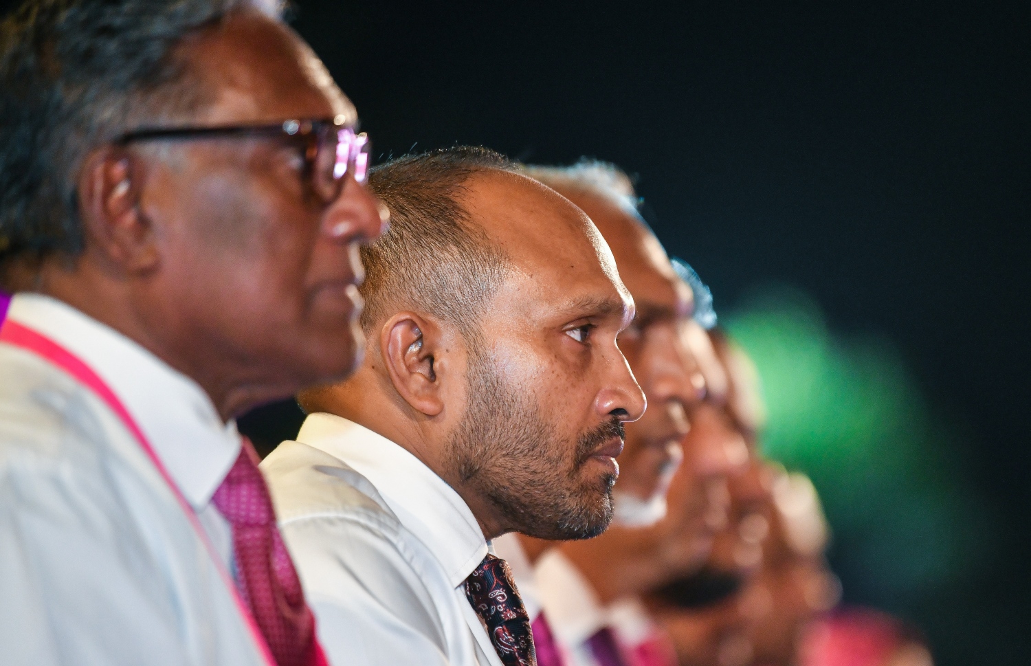 ޕީޕީއެމް / ޕީއެންސީ ކޯލިޝަނުން ބޭއްވި "ދުއްޕާން" ޖަލްސާގައި ކުރީގެ ރައީސް އަބްދުﷲ ޔާމީންގެ ގާނޫނީ ވަކީލު ޑރ.މުހައްމަދު ޖަމީލް އަހްމަދު ބައިވެރިވަނީ -- ފޮޓޯ: ފަޔާޒު މޫސާ | މިހާރު