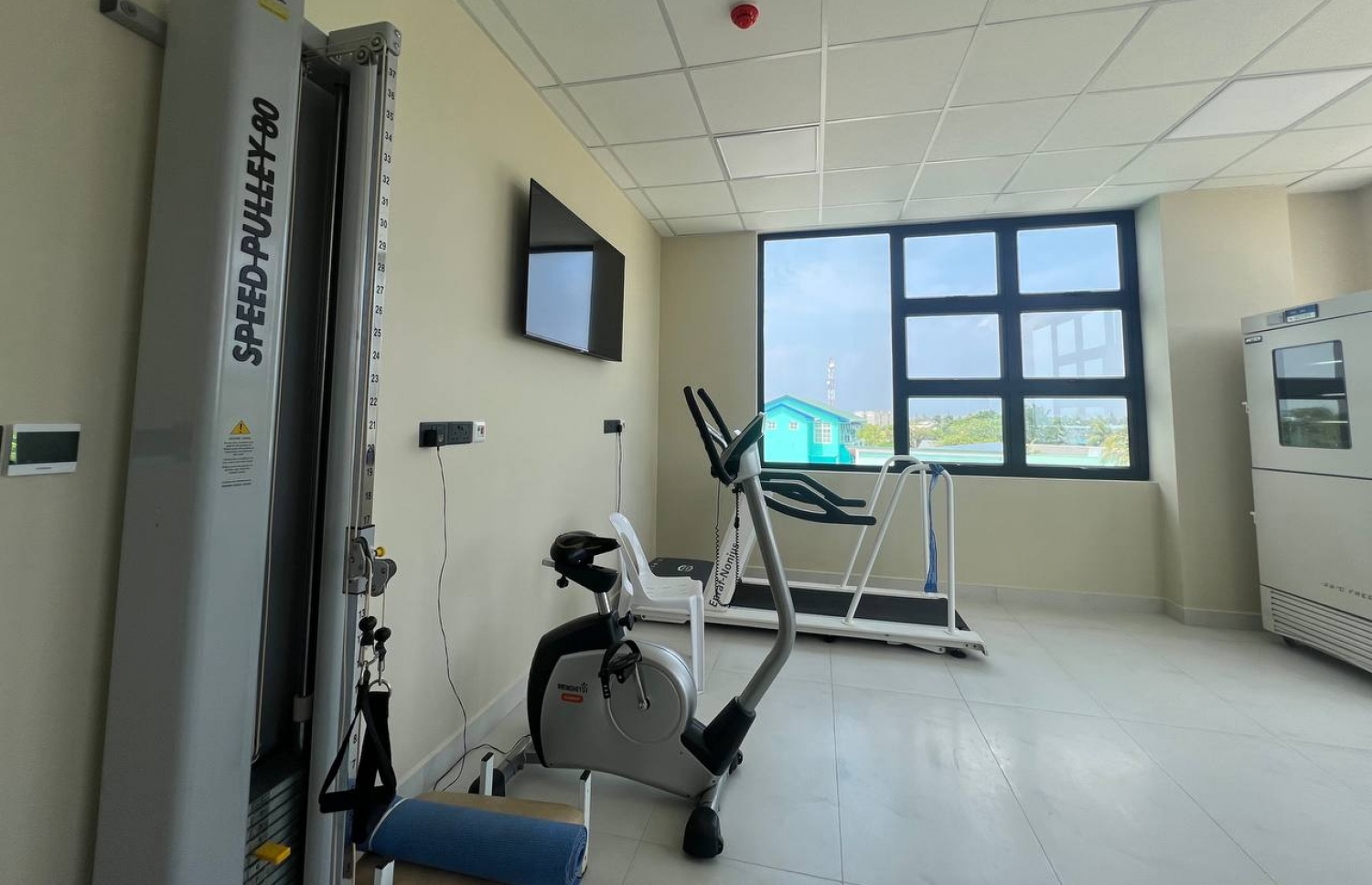 އުނގޫފާރު ރީޖަނަލް ހޮސްޕިޓަލްގެ ފިޒިއޯތެރަޕީ ޑިޕާޓްމަންޓް -- ފޮޓޯ: މިހާރު