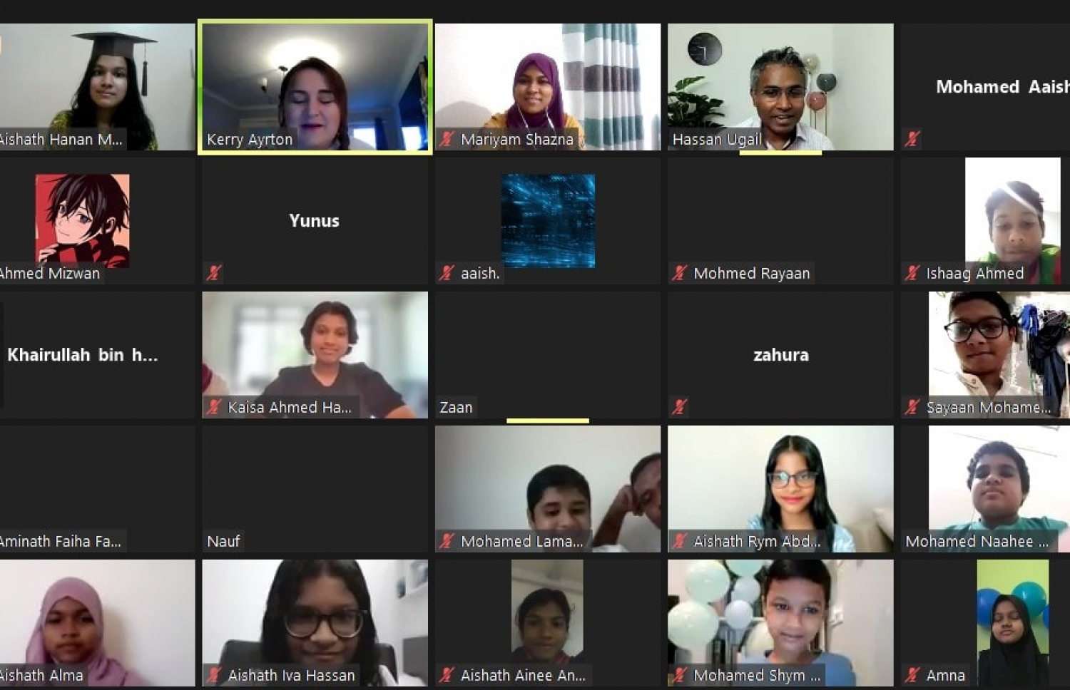 ދަ ސާކަލްއިން ކުރިއަށް ގެންދިޔަ ޕްރޮގުރާމެއްގައި ދަރިވަރުން ބައިވެރިވަނީ؛ "ލީޑާސް އޮފް ޓުމޯރޯ" އަކީ ވެސް އޮންލައިންކޮށް ކުރިއަށް ގެންދިޔަ ޕްރޮގުރާމެއް.