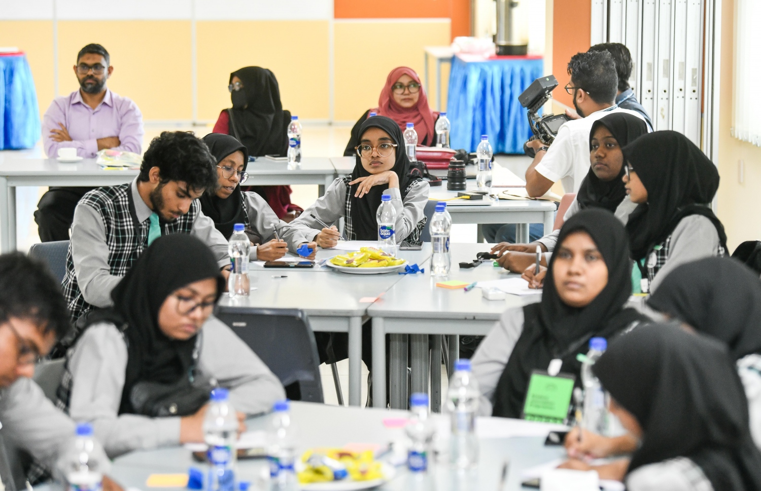 އެމްއެމްސީން ކުރިއަށް ގެންދާ ނޫސްވެރިކަމުގެ ތަމްރީނު ޕްރޮގްރާމްގައި ދަރިވަރުން ބައިވެރިވަނީ -- ފޮޓޯ: ފަޔާޒް މޫސާ | މިހާރު