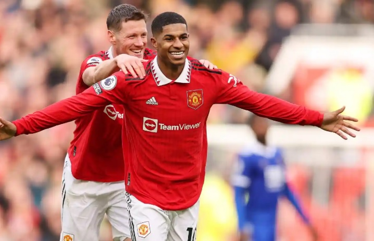 ޔުނައިޓެޑް އަށް ދެ ލަނޑު ޖަހައި ދިން ރަޝްފާޑް އުފާފާޅު ކުރަނީ --- ފޮޓޯ: ގެޓީ އިމޭޖަސް