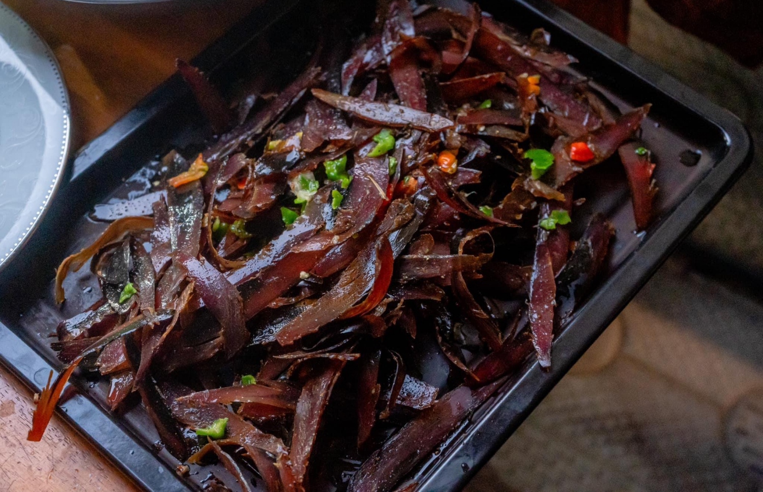 ހއ. އިހަވަންދޫގައި ތައްޔާރުކުރާ ހިކިމަސް ޗިޕްސް.