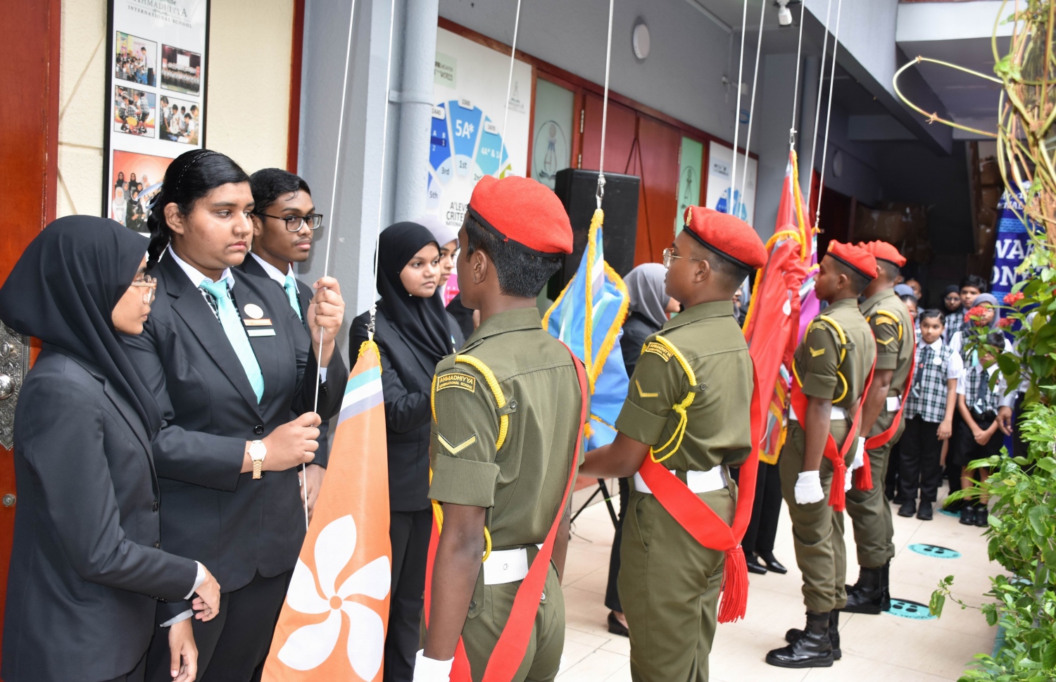 އަހުމަދިއްޔާ އިންޓަނޭޝަނަލް ސްކޫލުގެ 41 ވަނަ އަހަރީ ދުވަސް އިއްޔެ އެ ސްކޫލުގައި ވަނީ ކުލަގަދަކޮށް ފާހަގަކޮށްފައި. އެ ދުވަސް ފާހަގަކުރުމަށް އިއްޔެ އެ ސްކޫލުގައި ހާއްސަ އެސެމްބްލީއަކާއި ހާއްސަ ޖަލްސާއެއް ވަނީ ބާއްވައިފައި.