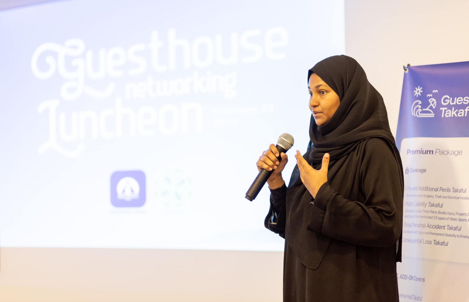 "ގެސްޓް ހައުސް ތަކާފުލް"އާ ބެހޭ މުހިންމު މައުލޫމާތުތަކެއް ހިއްސާކުރަނީ. -- ފޮޓޯ: އެލައިޑު