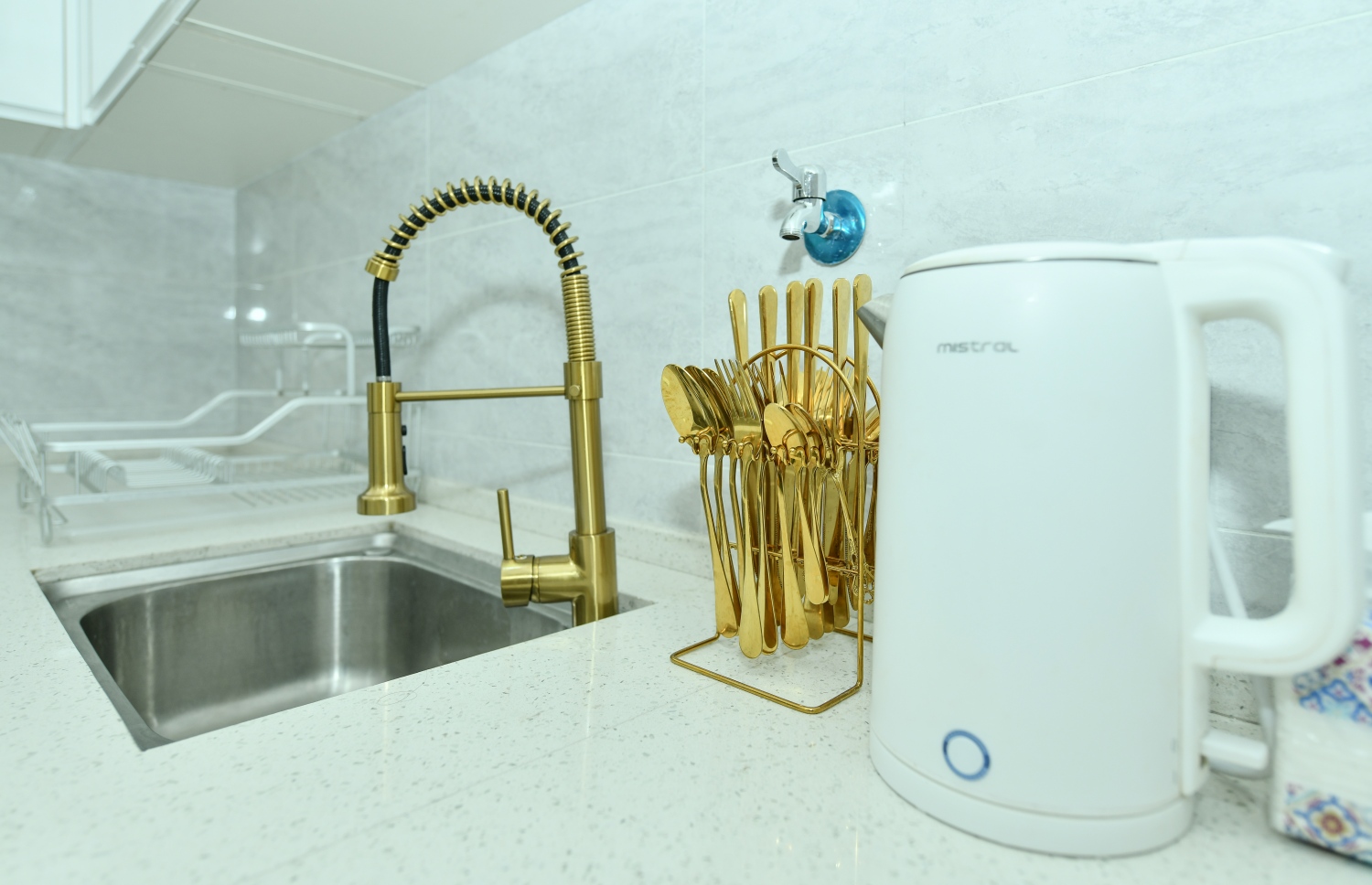 އެމްޑަބްލިއުއެސްސީގެ އެޕާޓްމެންޓެއްގެ ބަދިގެ. އެތަނުގައި އެއް ރޫމް، ދެ ރޫމް އަދި ތިން ރޫމުގެ އެޕާޓްމެންޓްތައް ހުރޭ-- ފޮޓޯ: ނިޝާން އަލީ / މިހާރު