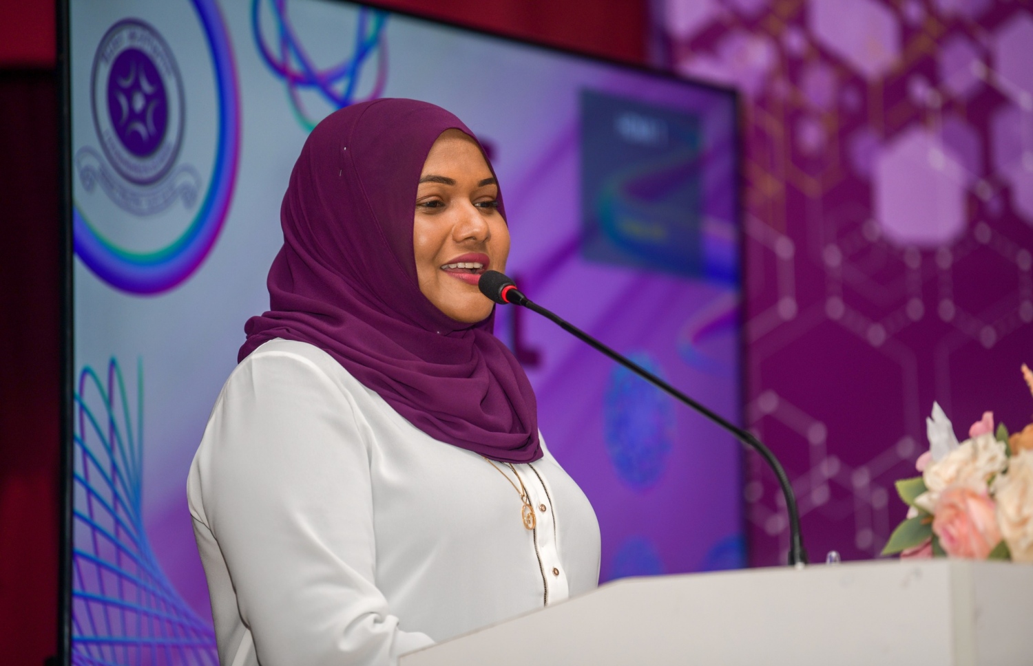 އިއްޒުއްދީން ސްކޫލްގެ ޕްރިންސިލް ނާދިރާ: އެ ސްކޫލްގެ ސްކިލް ގަޑީގެ ބޭނުން އެހެން ގޮތަކަށް ބަދަލުކުރީ އޭނާގެ ވިސްނުމަށް.----ފޮޓޯ: އިއްޒުއްދީން ސްކޫލް