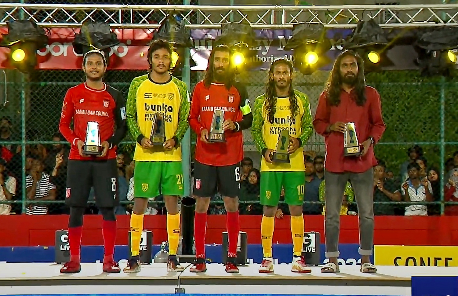 މުބާރާތުގެ ގަދަ 5. (ކ-ވ) ޖުމްބެ، އަޔާ، އޮންލީ،، އިޔާދު، ތޮއްޕޭ.