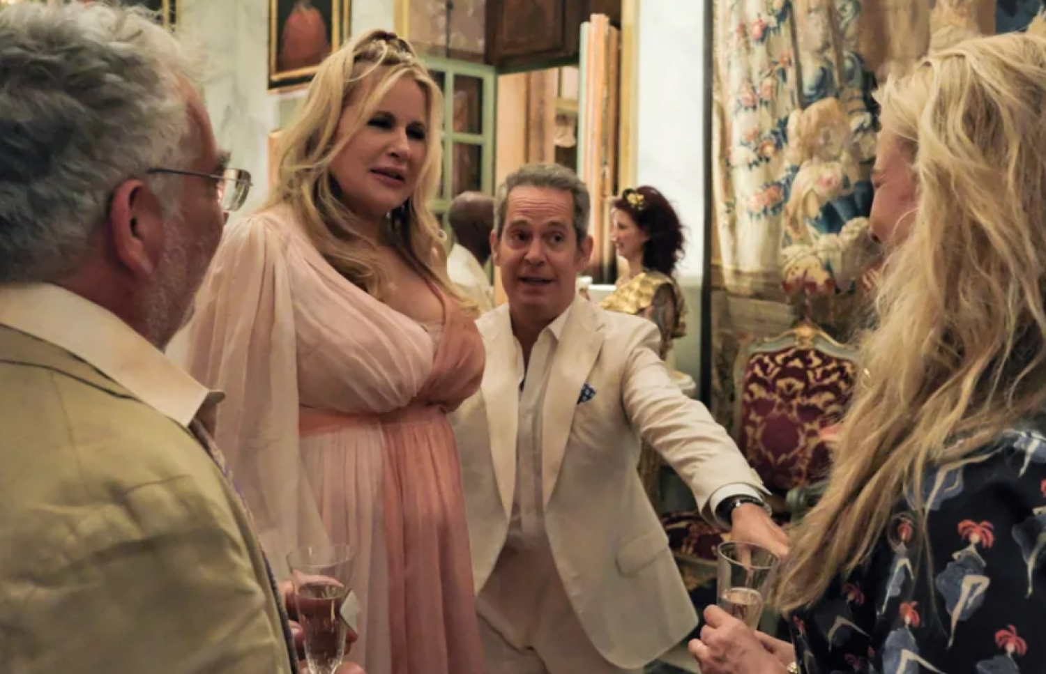 ދަ ވައިޓް ލޮޓަސް ގެ މަންޒަރެއް