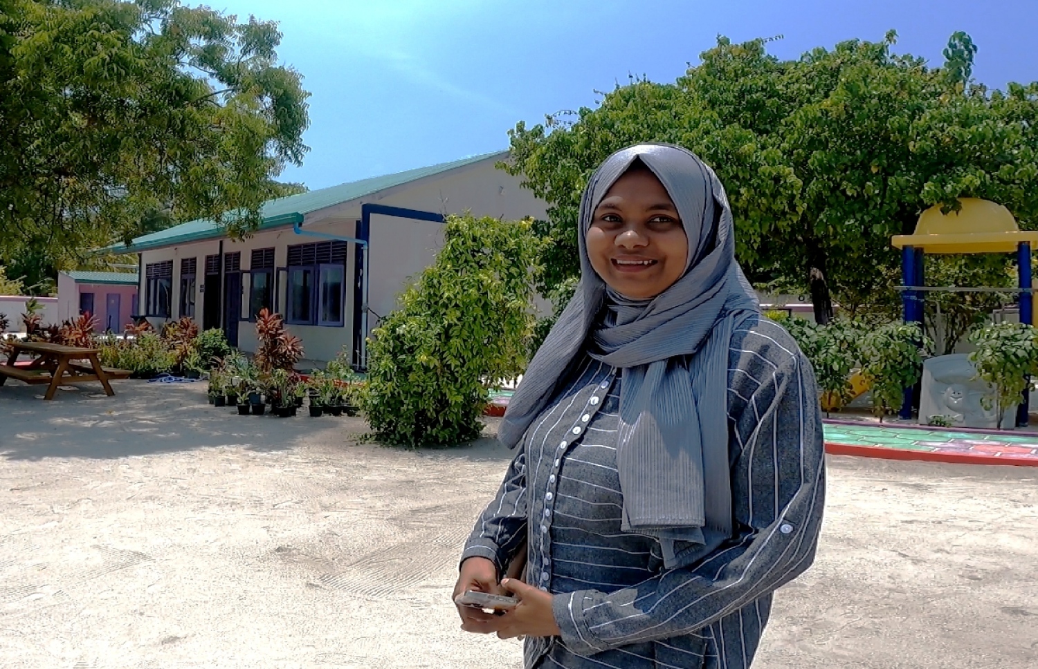 ޝާނީ ސްކޫލް ތެރޭގައި: އެނބުރި މާލެ ބަދަލުވުމުގެ ވިސްނުމެއް ނެތް ކަމަށް ވިދާޅުވި.