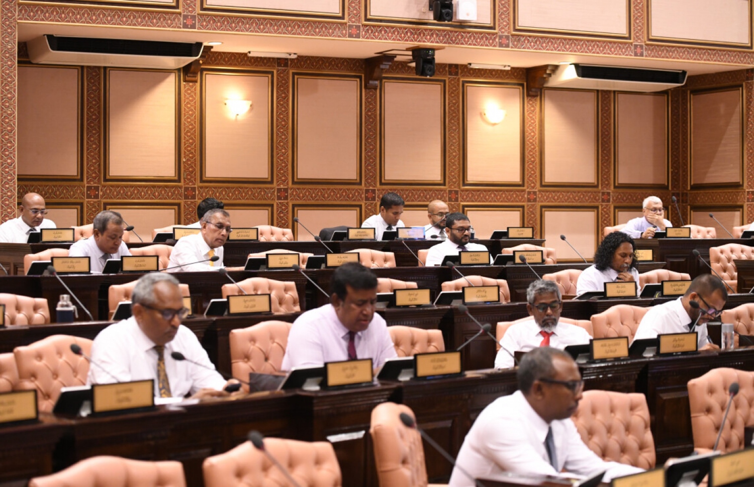 ރައްޔިތުންގެ މަޖިލީހުގެ ޖަލްސާއެއް ކުރިޔަށް ދަނީ-- ފޮޓޯ: މަޖިލިސް