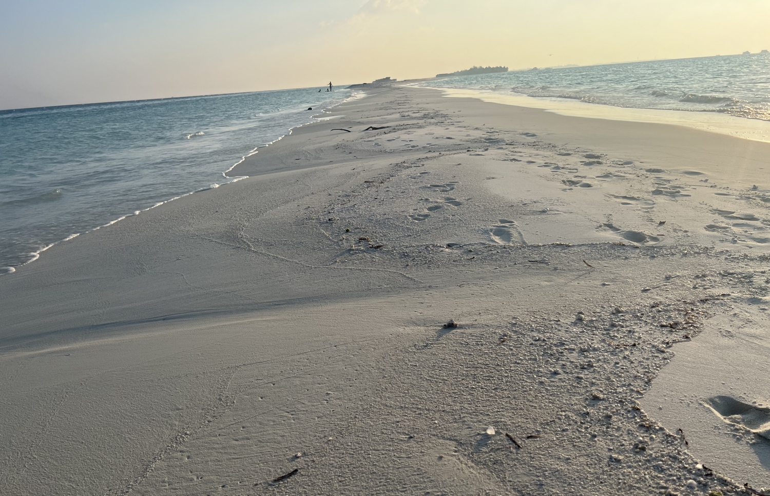 ދިގުރަށް ތުނޑި: މިތަން މިހާރަށް ވުރެން ރީތިކޮށް ދައްކަން ކައުންސިލްގެ ޕްލޭނެއް އެބައޮތް.