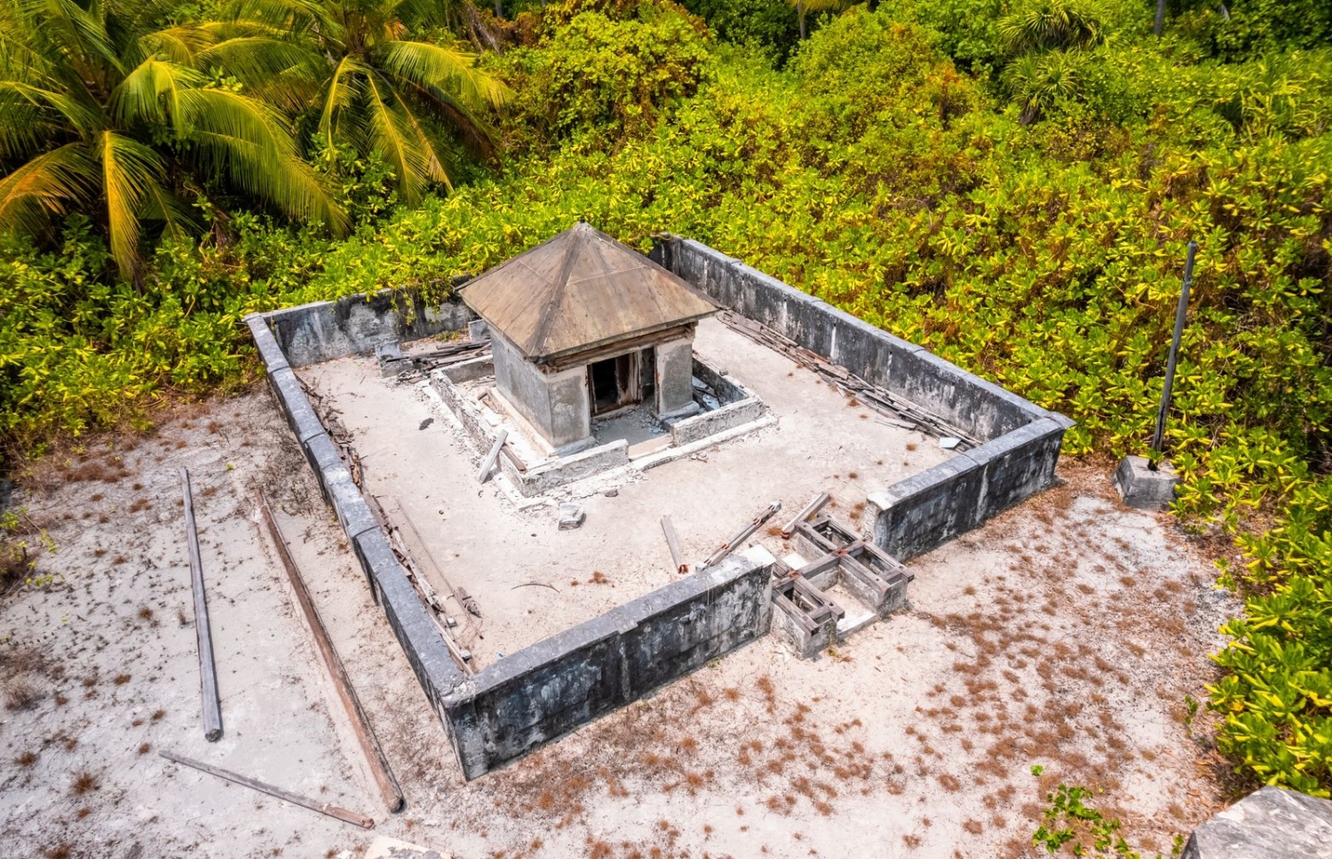 ހއ. މަތީރަށުގައި ހުންނަ މަތީރަށްފުޅު ޒިޔާރަތް.-- ފޮޓޯ: ސާޖިންގެ ޓީމް