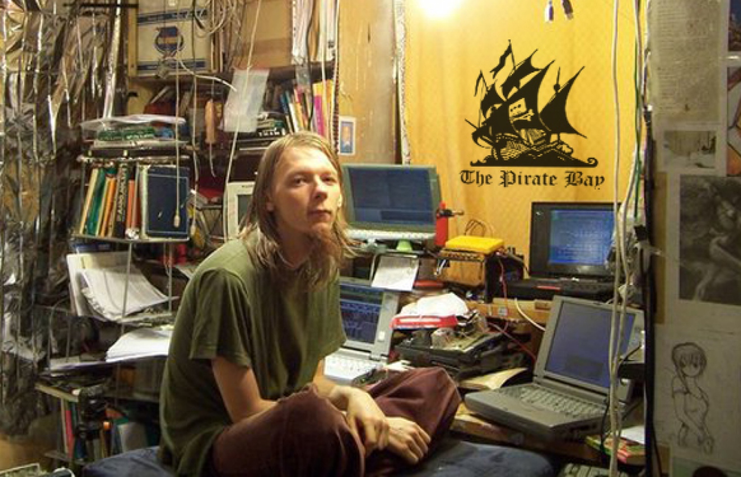 "ދަ ޕައިރެޓް ބޭ" ގެ ފައުންޑާ ގޮޓްފްރިޑް ސްވެތޯމްގެ