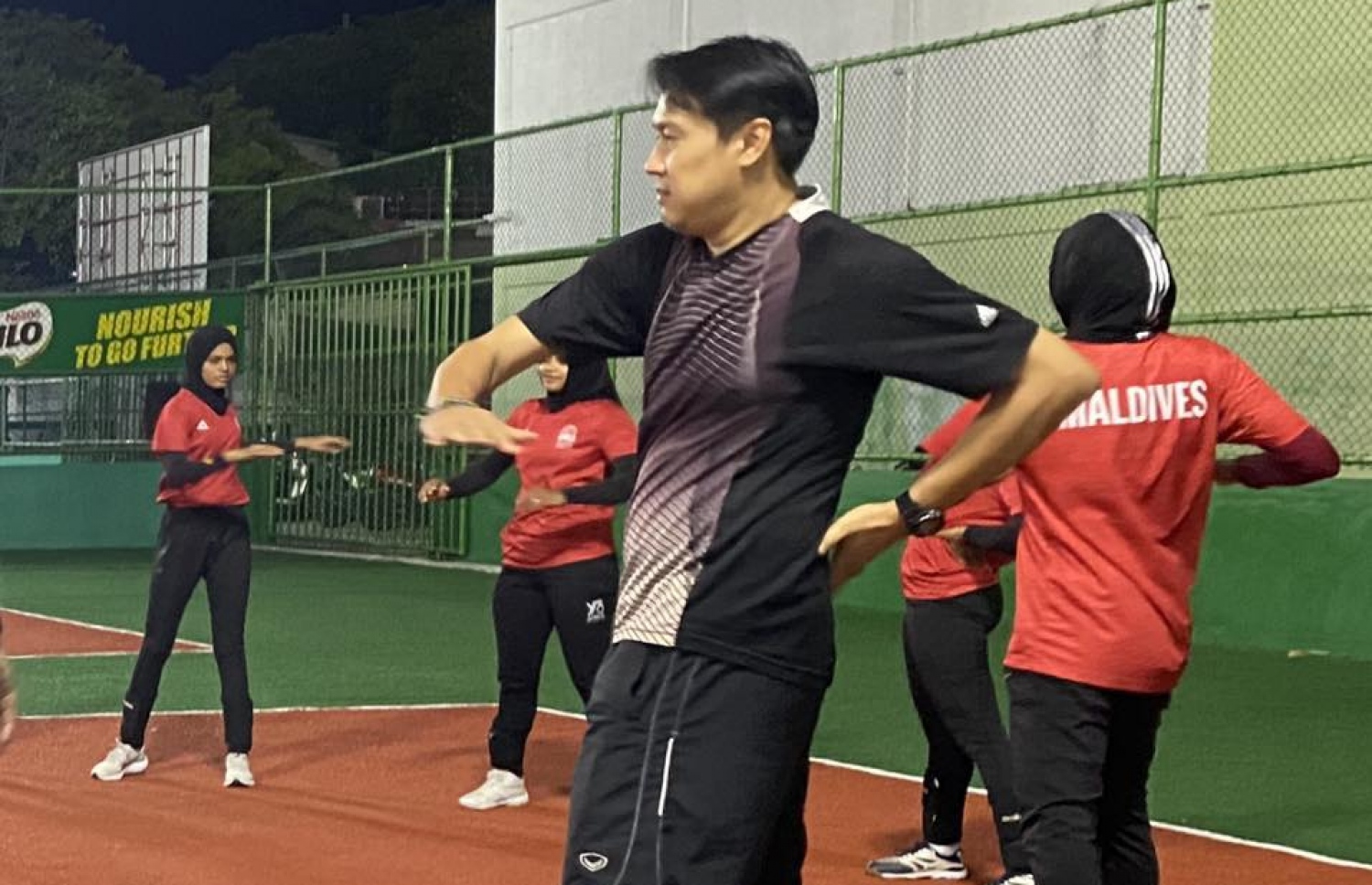 ކޯޗު ވިޗީޕޮން، ގައުމީ ޓީމާ އެކު ޕްރެކްޓިސްގައި.--