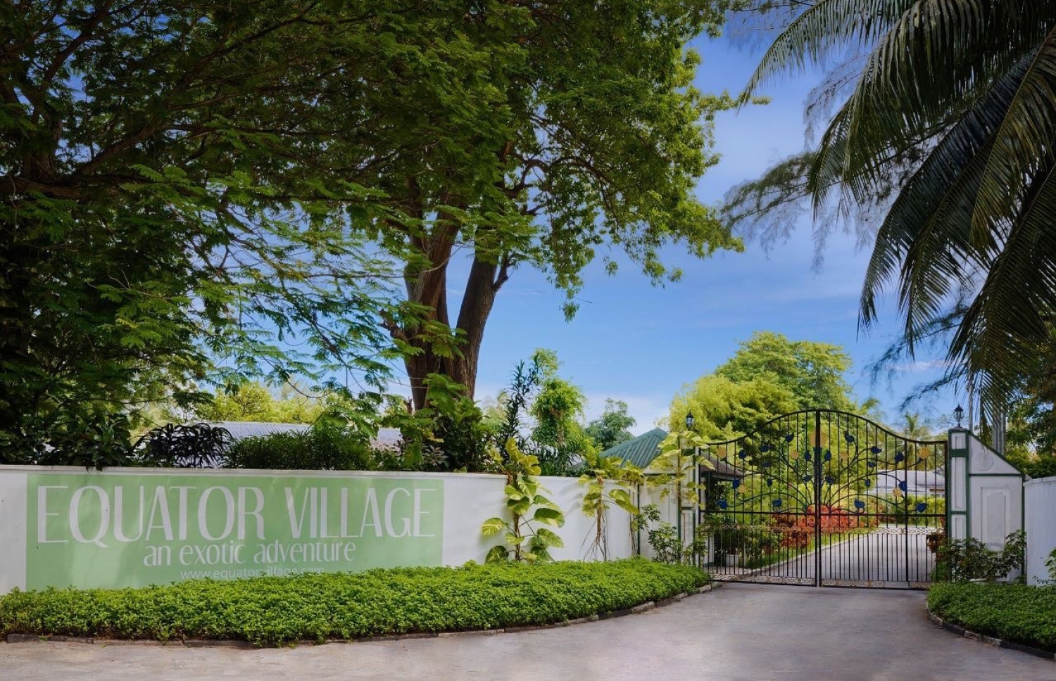 އައްޑޫގައި ހުންނަ އީކުއޭޓާ ވިލެޖު: މި އަހަރުގެ ކޮރަލް ފެސްޓިވަލް ބާއްވަނީ އައްޑޫގައި.-- ފޮޓޯ: މޯލްޑިވްސް ކޮރަލް އިންސްޓިޓިއުޓް