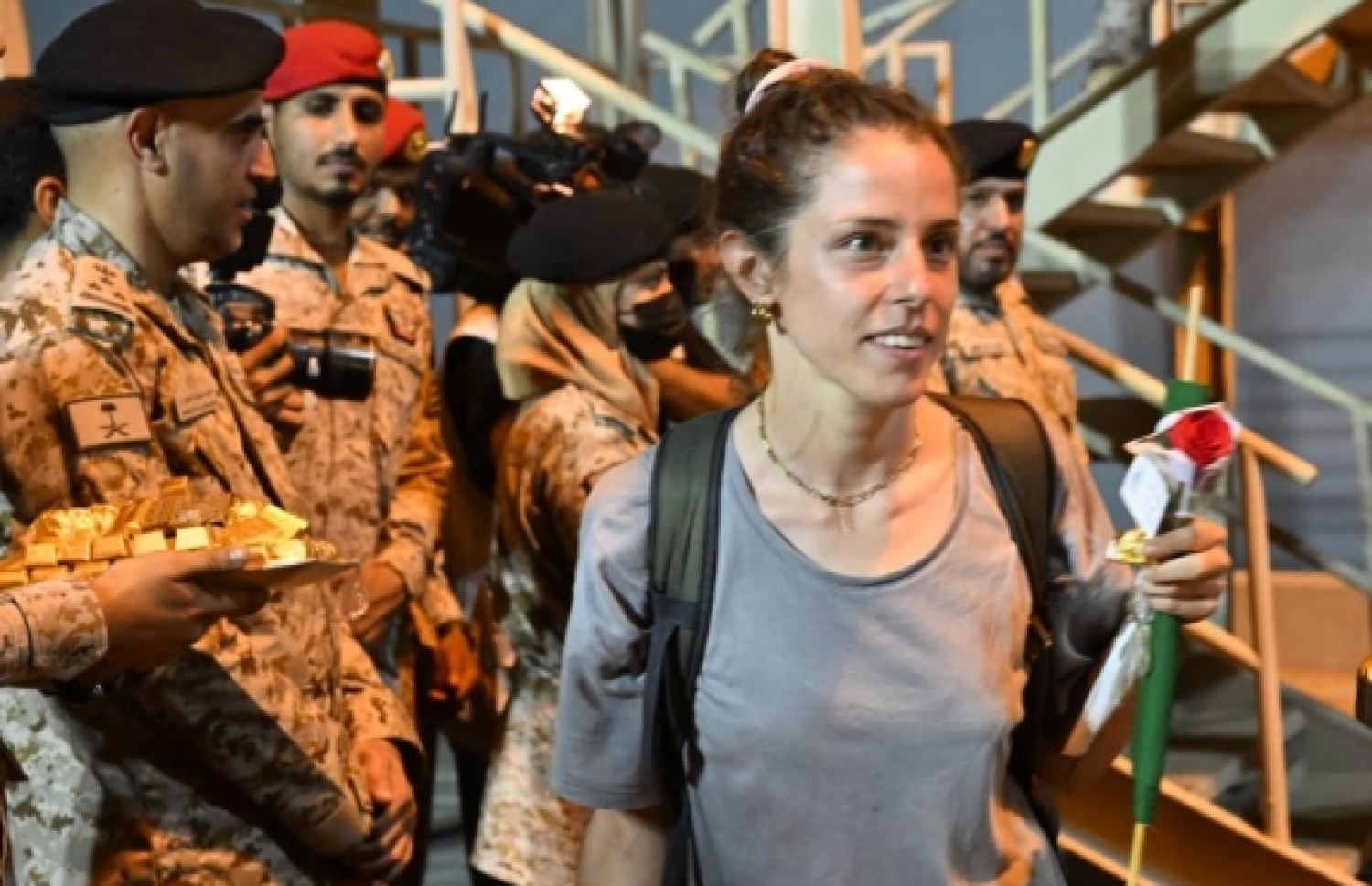 ސޫދާނުން ސަލާމަތްކޮށްގެން ގެނައި މީހަކު ޖިއްދާ އަށް އައުމުން މަރުހަބާ ކިޔަނީ