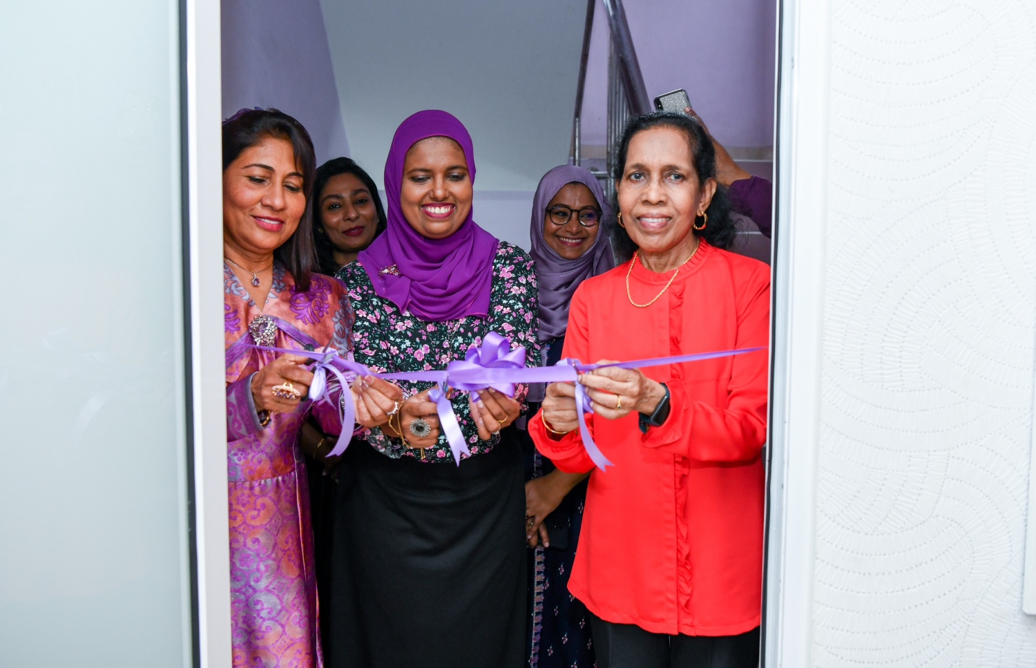 ރާޝިދާ ޔޫސުފް އައިސީޕީގެ އާ ވިންގް ހުޅުއްވައި ދެއްވަނީ. -- ފޮޓޯ: ނިޝާން އަލީ | މިހާރު