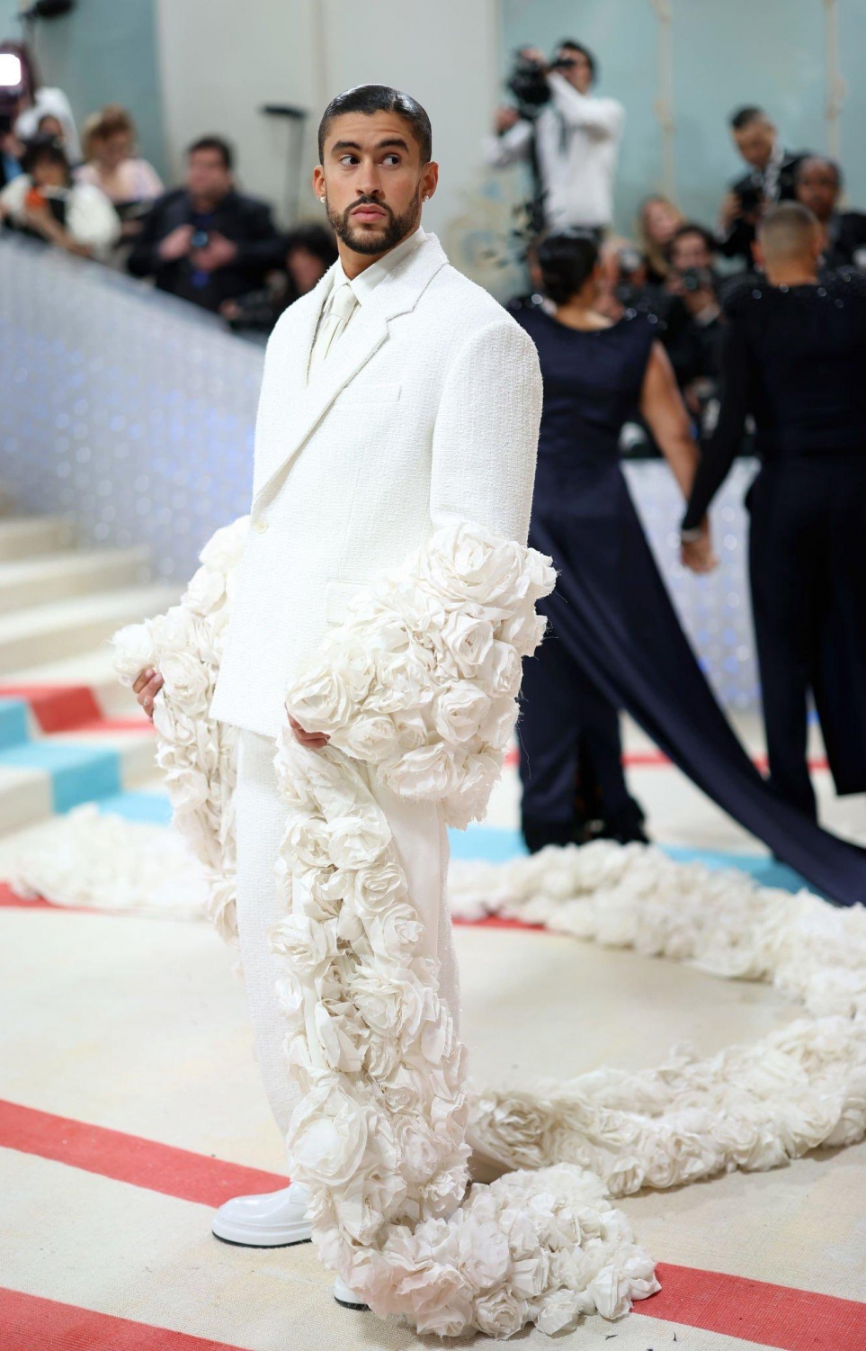 "ވޯގް" މެގަޒިން އިން އިންތިޒާމުކޮށްގެން އެމެރިކާގެ ނިއު ޔޯކުގައި ހުންނަ "ދަ މެޓްރޮޕޮލިޓަން މިއުޒިއަމް އޮފް އާޓް" ގައި ބޭއްވި މި އަހަރުގެ މެޓް ގާލާގައި ފަންނާނަކު ބައިވެރިވަނީ.-- ފޮޓޯ: ޓްވިޓާ