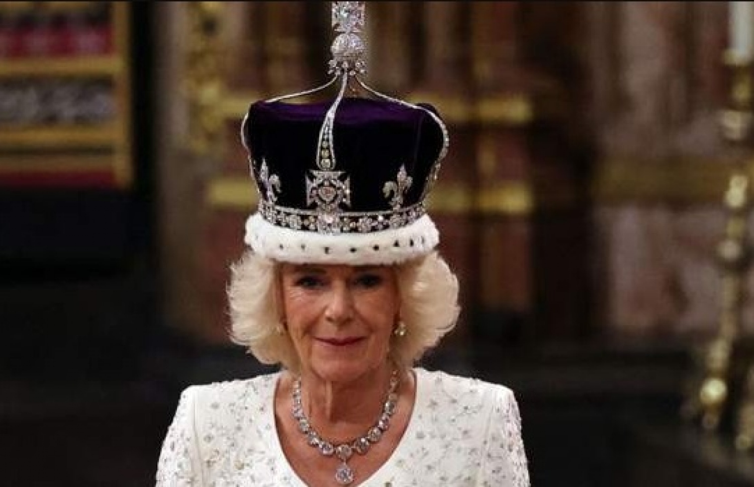 ޗާލްސްގެ އަނބިކަނަބަލުން ކަމީލާ: އޭނާ އަށް ވަނީ ނީގެ ޝަރަފު ވެސް ރަސްމީ އިއްޒަތުގައި އަރުވައިފަ