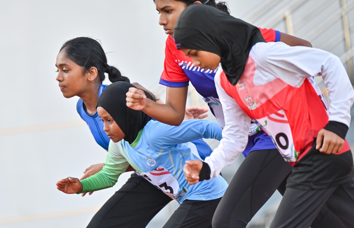 އިންޓަ ސްކޫލް އެތުލެޓިކްސް ޗެމްޕިއަންޝިޕްސްގައި 13 އަހަރުން ދަށުގެ 600 މީޓަރު ދުވުން ފަށަނީ.--- ފޮޓޯ: ފަޔާޒު މޫސާ | މިހާރު