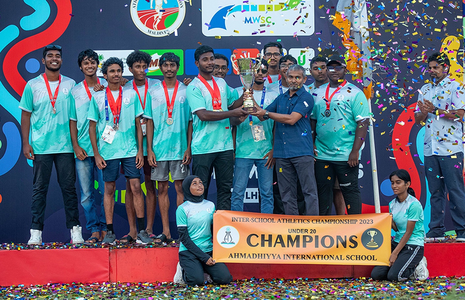 20 އަހަރުން ދަށުގެ އެންމެ މޮޅު ފިރިހެން ސްކޫލް، އަހުމަދިއްޔާ.-- ފޮޓޯ: އެތުލެޓިކްސް އެސޯސިއޭޝަން