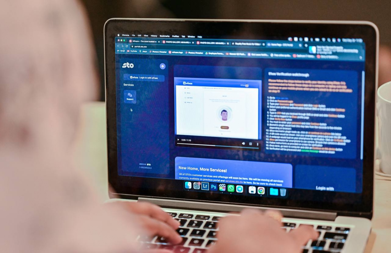 އެސްޓީއޯގެ އޭޖީއެމް ޕޯޓަލް ބޭނުން ކުރަނީ. -- ފޮޓޯ: ފަޔާޒް މޫސާ | މިހާރު