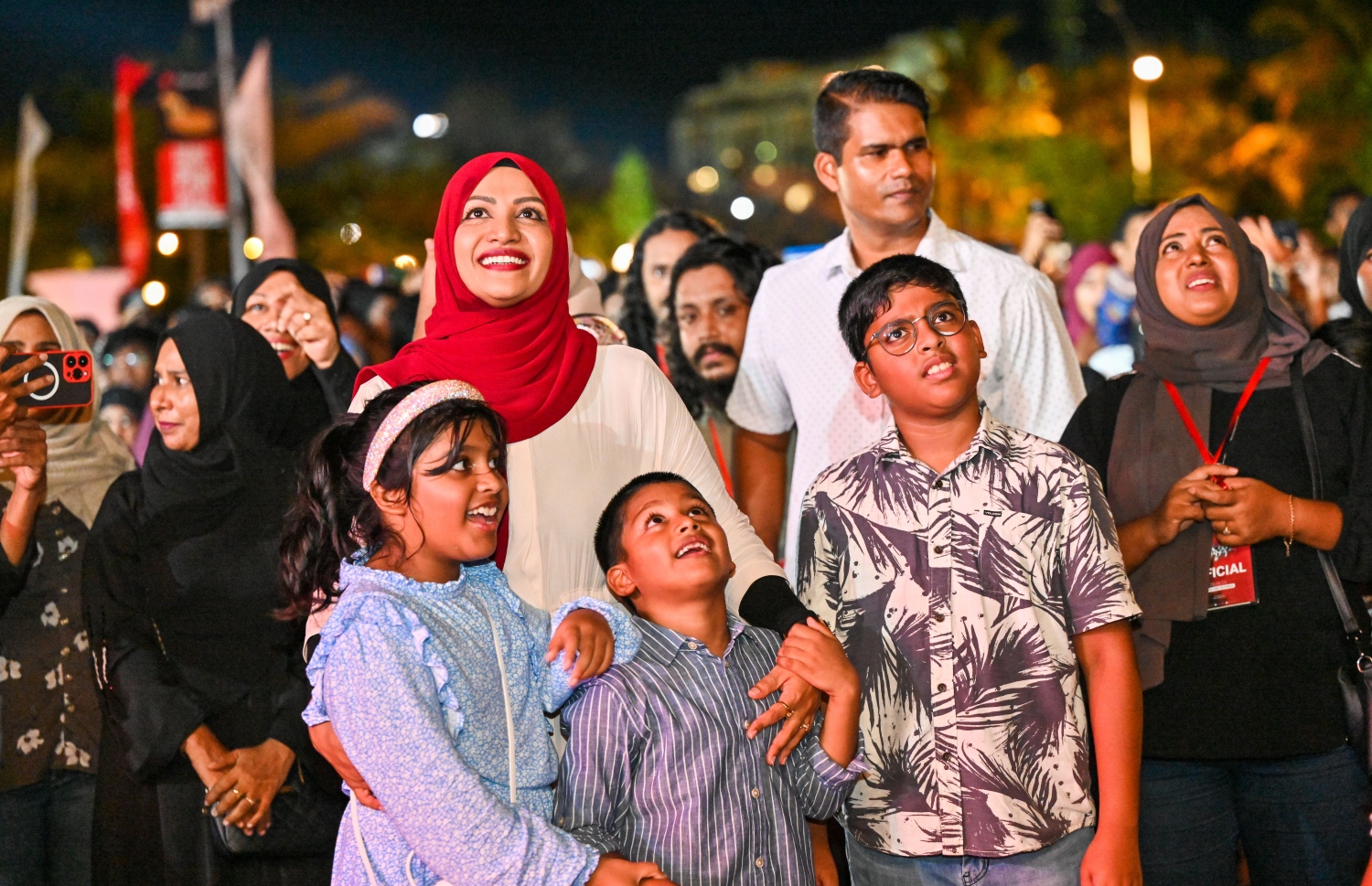 ރޭ ސެންޓްރަލް ޕާކުގައި ޒުވާނުންނަށް ހާއްސަކޮށްގެން ބޭއްވި ފޯރިގަދަ ޝޯގައި ޓްރާންސްޕޯޓް މިނިސްޓަރު އައިޝަތު ނަހުލާ ބައިވެރިވެވަޑައިގަންނަވަނީ.-- ފޮޓޯ: ނިޝާން އަލީ/މިހާރު