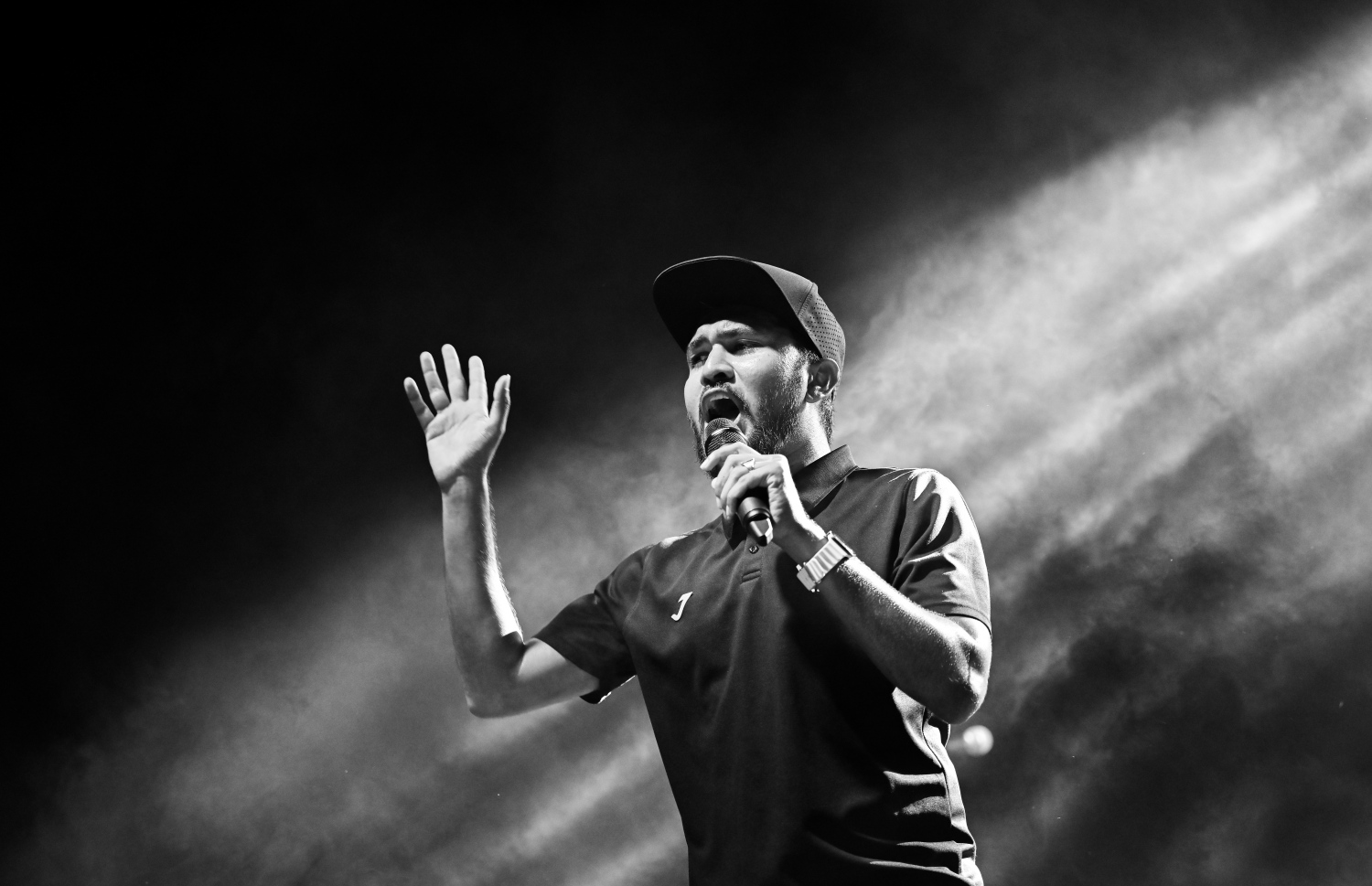 ރޭ ސެންޓްރަލް ޕާކުގައި ޒުވާނުންނަށް ހާއްސަކޮށްގެން ބޭއްވި "ފުރަވީރުން" ޝޯގެ ތެރެއިން.-- ފޮޓޯ: ފަޔާޒް މޫސާ/މިހާރު