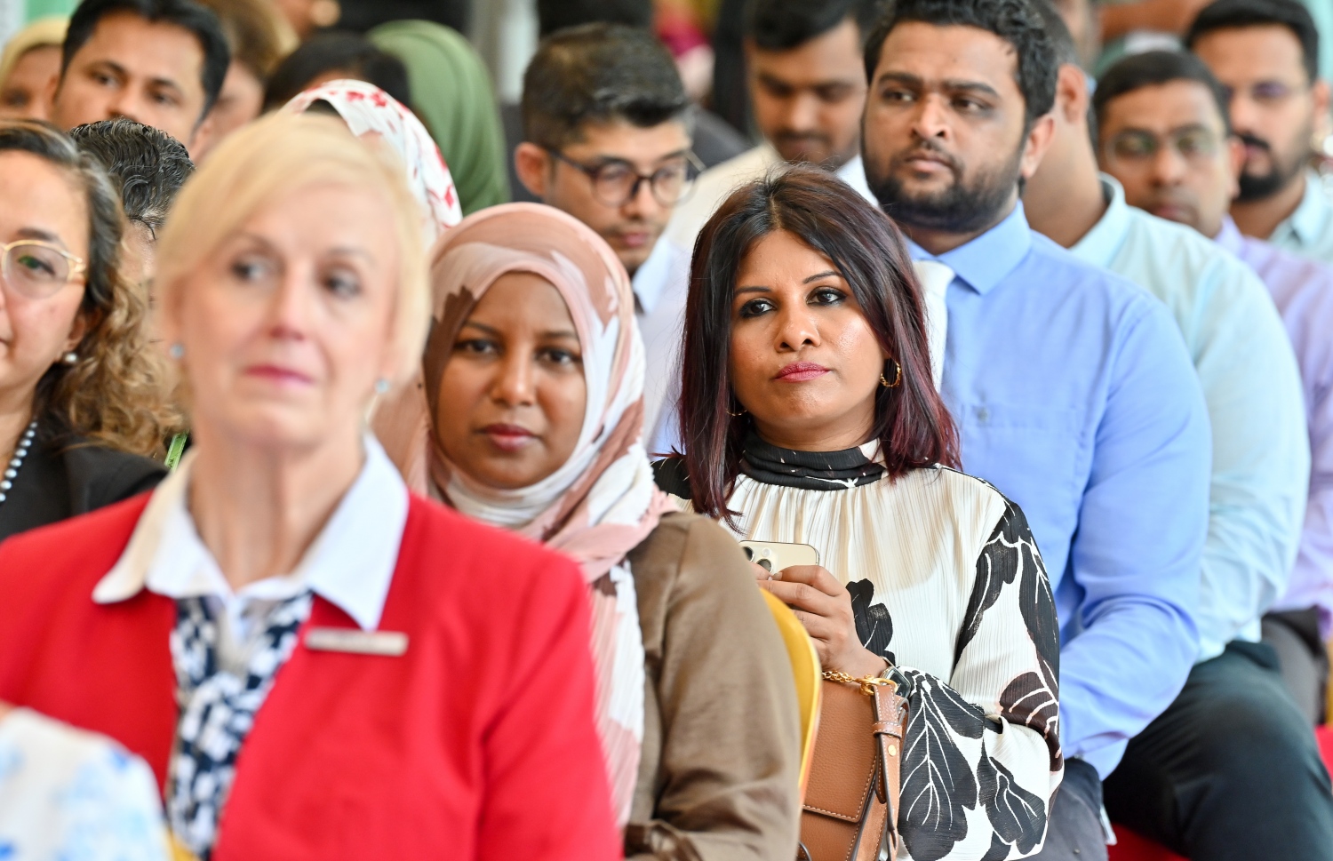 ޓްރީޓޮޕްގައި ގާއިމްކުރި ފާޓިލިޓީ ސެންޓަރު ހުޅުވަން ބޭއްވި ރަސްމިއްޔާތުގައި ބައިވެރިވި ބައެއް މީހުން-- ފޮޓޯ: ނިޝާން އަލީ/ މިހާރު