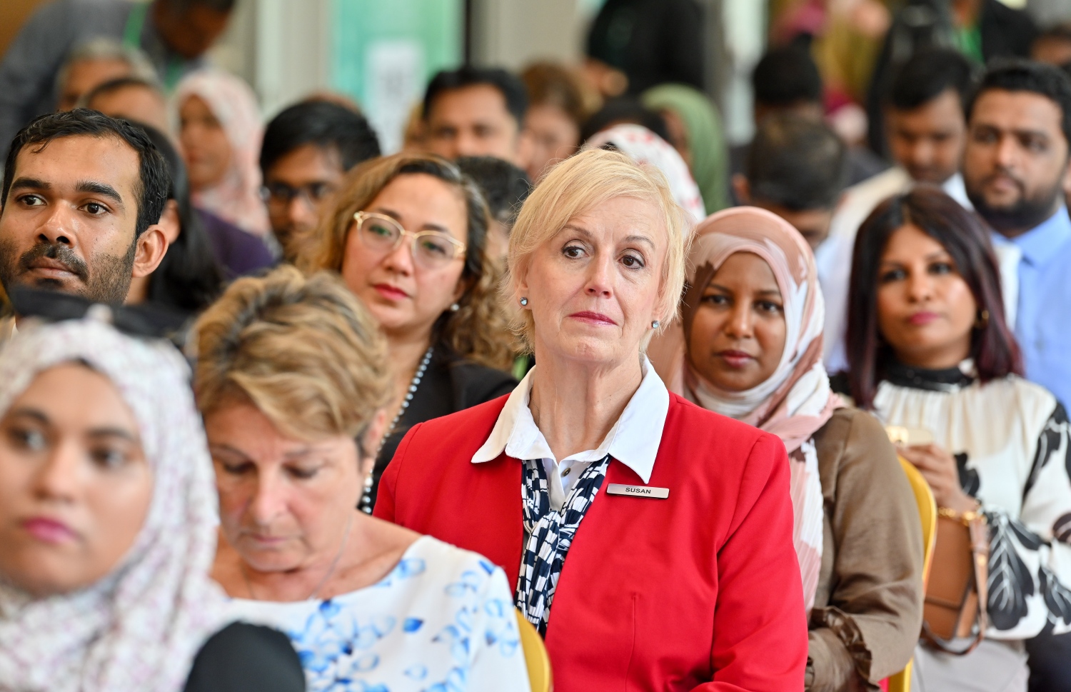 ޓްރީޓޮޕްގައި ގާއިމްކުރި ފާޓިލިޓީ ސެންޓަރު ހުޅުވަން ބޭއްވި ރަސްމިއްޔާތުގައި އެ ހޮސްޕިޓަލްގެ ބައެއް މުވައްޒަފުން ބައިވެރިވަނީ.-- ފޮޓޯ: ނިޝާން އަލީ/ މިހާރު