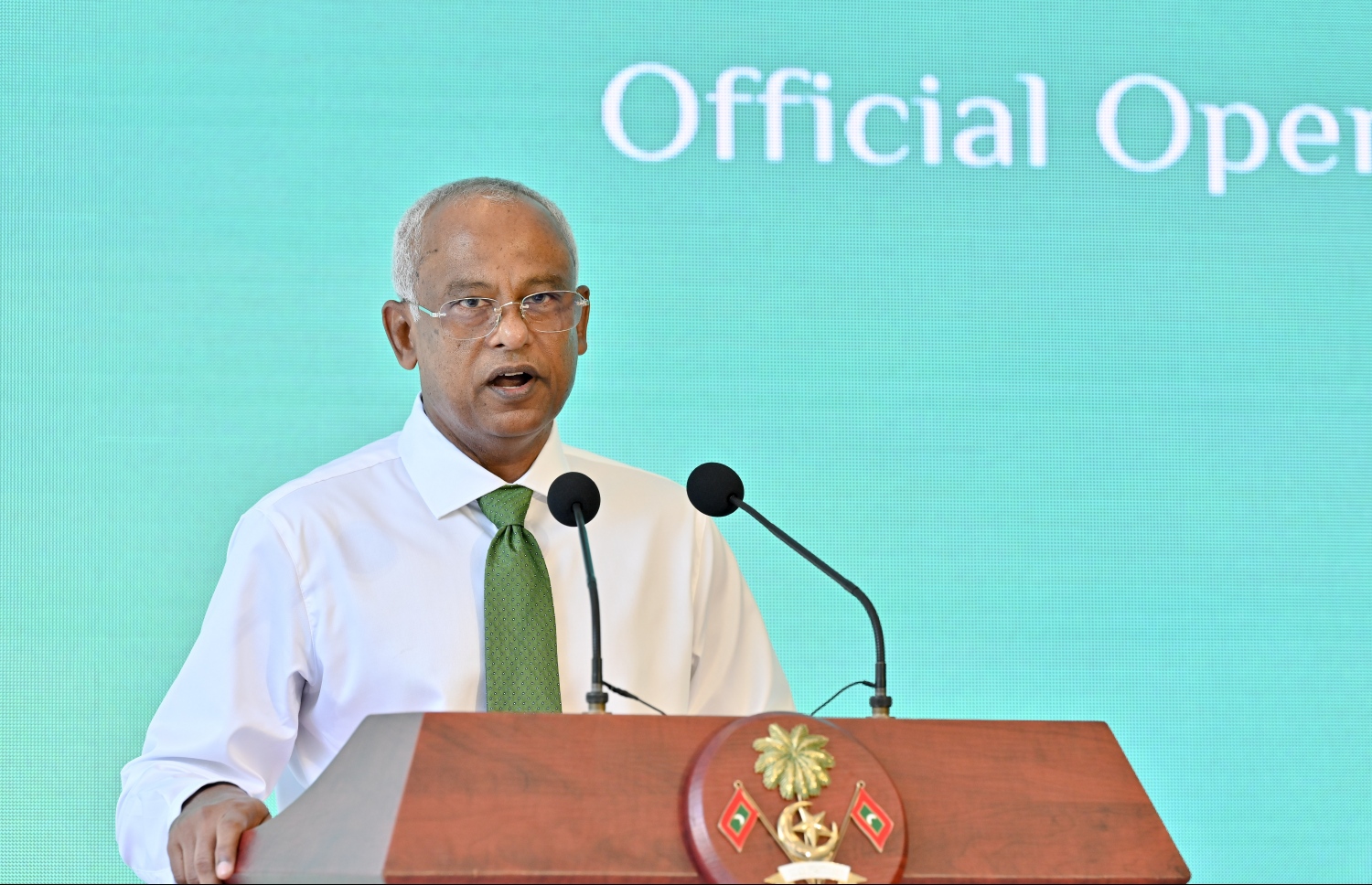 ޓްރީޓޮޕްގައި ގާއިމްކުރި ފާޓިލިޓީ ސެންޓަރު ހުޅުވަން ބޭއްވި ރަސްމިއްޔާތުގައި ރައީސް އިބްރާހިމް މުހައްމަދު ސޯލިހު ވާހަކާފުޅު ދައްކަވަނީ. ސަރުކާރުން އަންނަނީ އިންފާޓިލިޓީއަށް އެހީ ދެވޭނެ ގޮތްތައް ބަލަމުން.-- ފޮޓޯ: ނިޝާން އަލީ/ މިހާރު