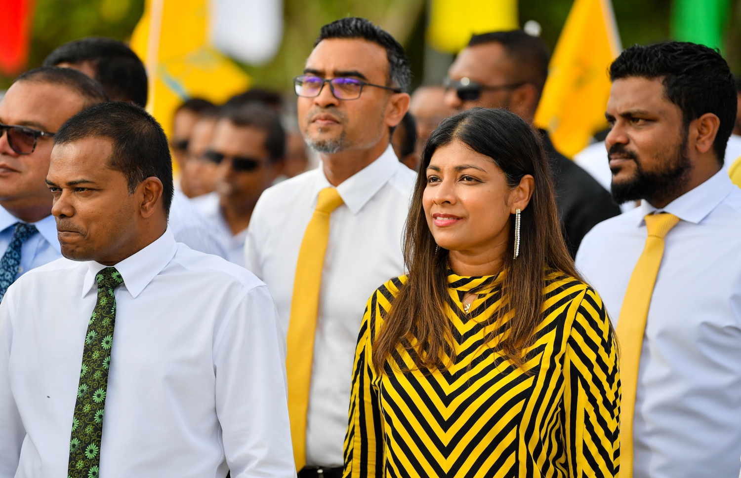 ރޮޒައިނާ އަދި އައްޑޫގެ މޭޔަރު ނިޒާރު: ރޮޒައިނާ ވިދާޅުވީ އައްޑޫގެ މީހުން ވެސް ތިބީ ރިޔާސީ އިންތިހާބުގައި ރައީސަށް ވޯޓު ދޭން ކަމަށް.-- ފޮޓޯ: ރައީސް އޮފީސް