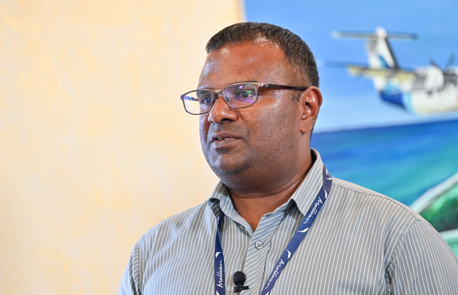 މޯލްޑިވިއަން އިން ބ. ދަރަވަންދުއަށް އަލުން ދަތުރުތައް ފެށުމާ ގުޅިގެން ބޭއްވި ރަސްމިއްޔާތުގައި މޯލްޑިވިއަންގެ ސީއޯއޯ އިބްރާހިމް އިޔާސް ވާހަކަދައްކަވަނީ.-- ފޮޓޯ: ފަޔާޒް މޫސާ | މިހާރު