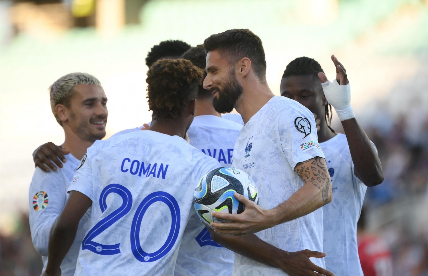 ޖިބްރާލްޓާ ބަލިކުރި މެޗުގައި ފްރާންސްގެ ކުޅުންތެރިން