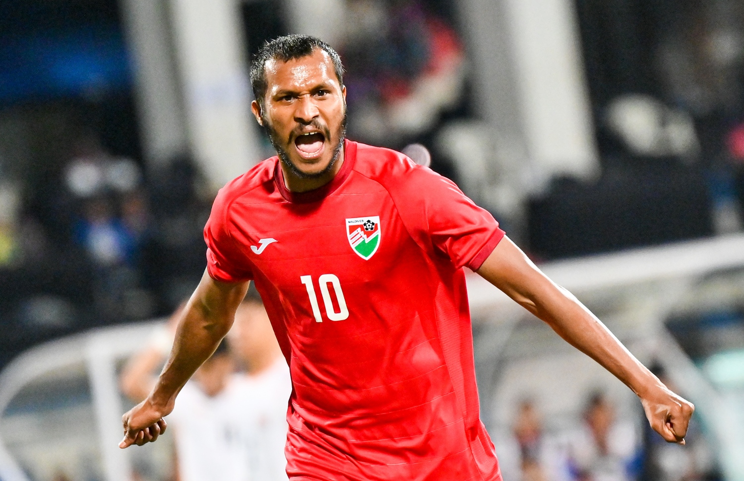 ރާއްޖޭގެ ފުރަތަމަ ގޯލް ކާމިޔާބުކުރުމަށްފަހު ހަމްޒާ މުހައްމަދު (ހަމްޕް) އުފާފާޅުކުރަނީ -- ފޮޓޯ: ފަޔާޒު މޫސާ | މިހާރު