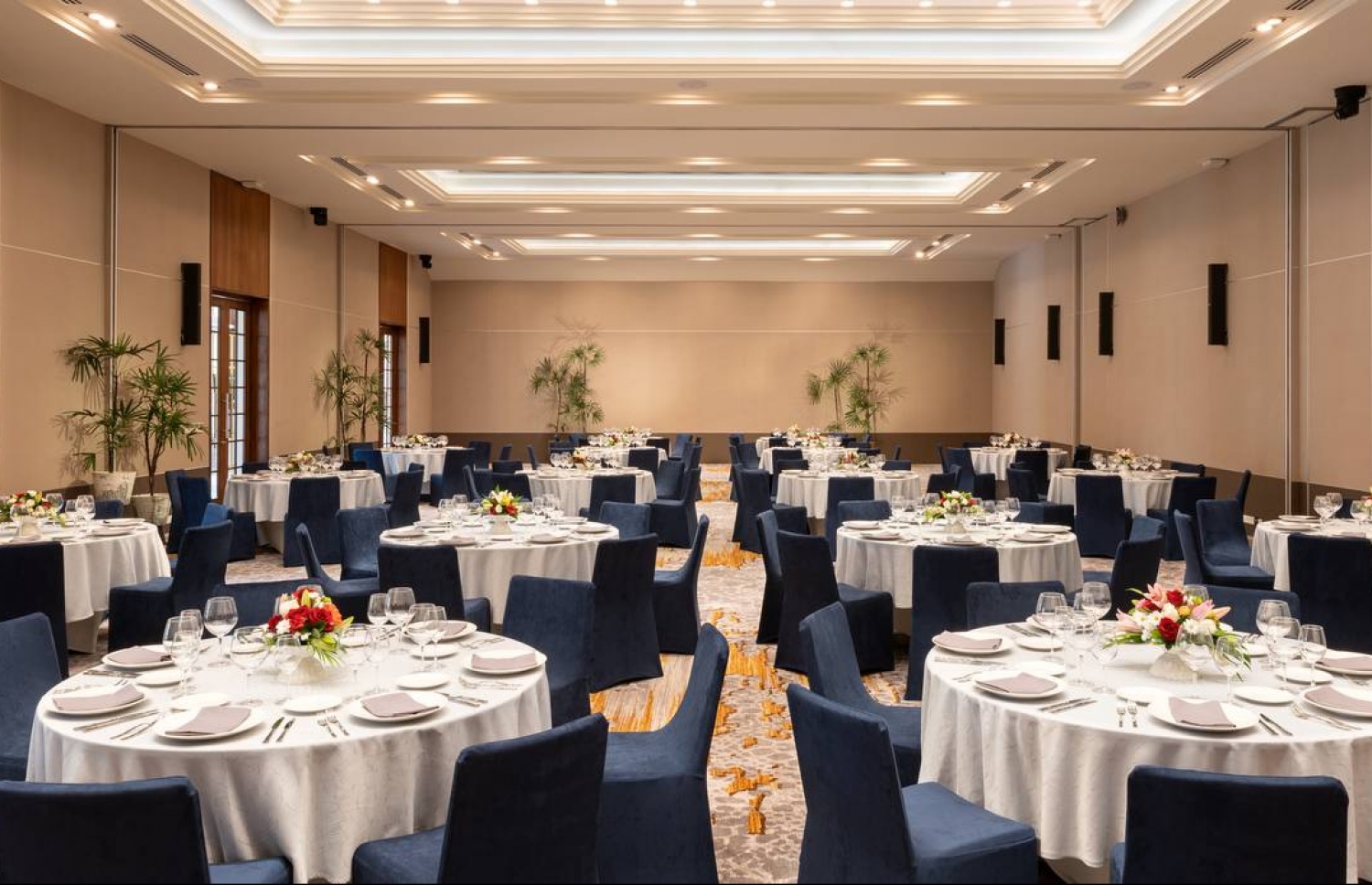 ކްރޮސްރޯޑްސްގެ ދަ މެރިނާގައި ހުންނަ މަލްޓި ޕާޕަސް އިވެންޓް ހޯލް. -- ފޮޓޯ: ކްރޮސްރޯޑްސް