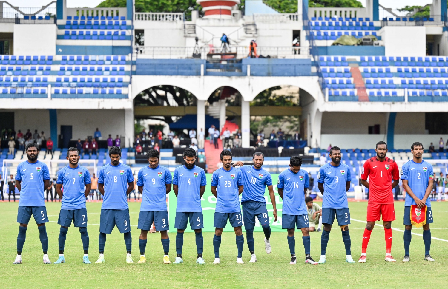 ރާއްޖޭގެ ޓީމުން މިއަހަރުގެ ސާފް ޗެމްޕިއަންޝިޕްގައި ބަންގްލަދޭޝްއާ ދެކޮޅަށް ކުޅުނު ފުރަތަމަ 11.-- ފޮޓޯ: ފަޔާޒް މޫސާ/ މިހާރު
