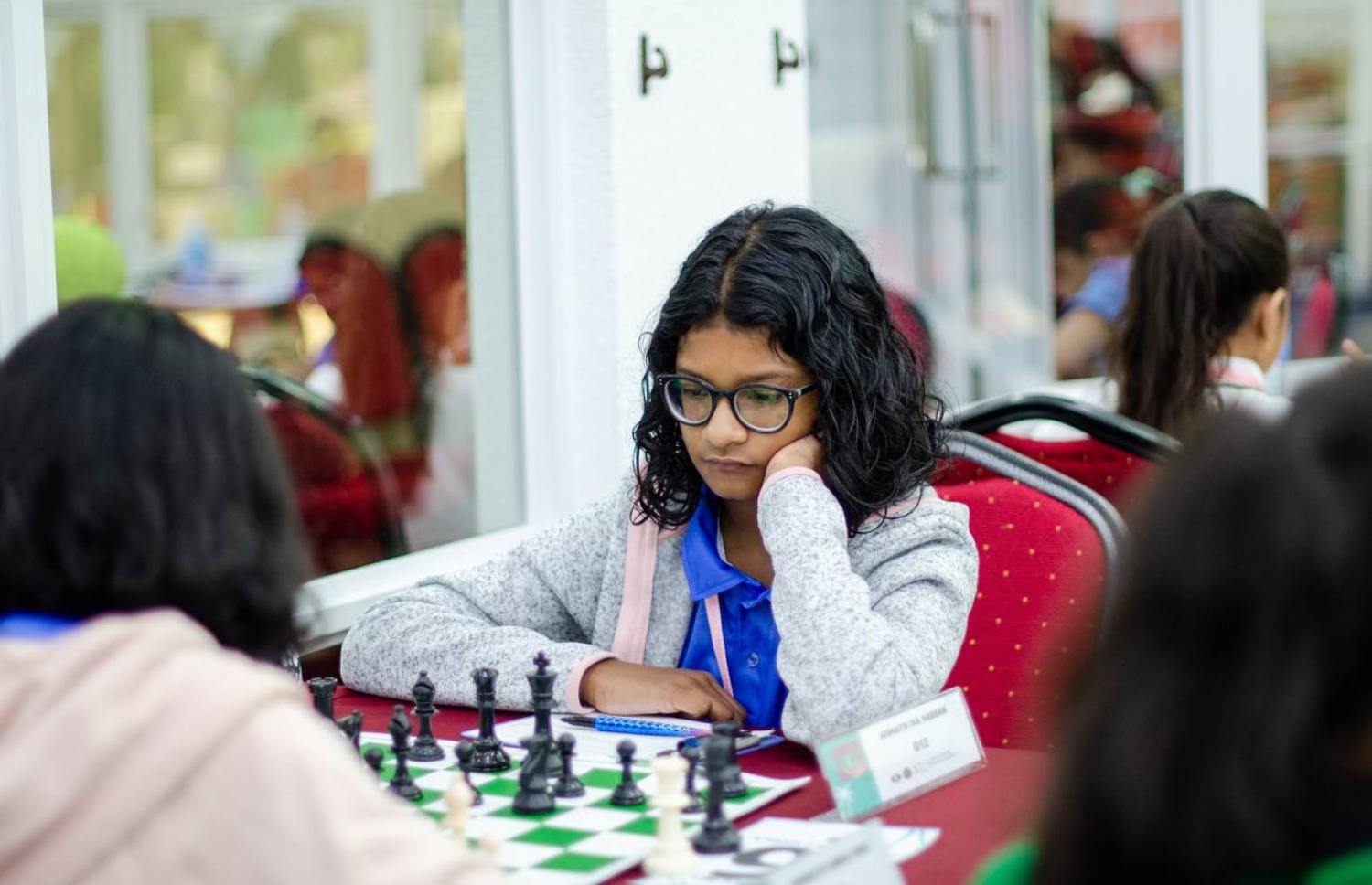 އިވާާ ޗެސް މުބާރާތެއްގައި.