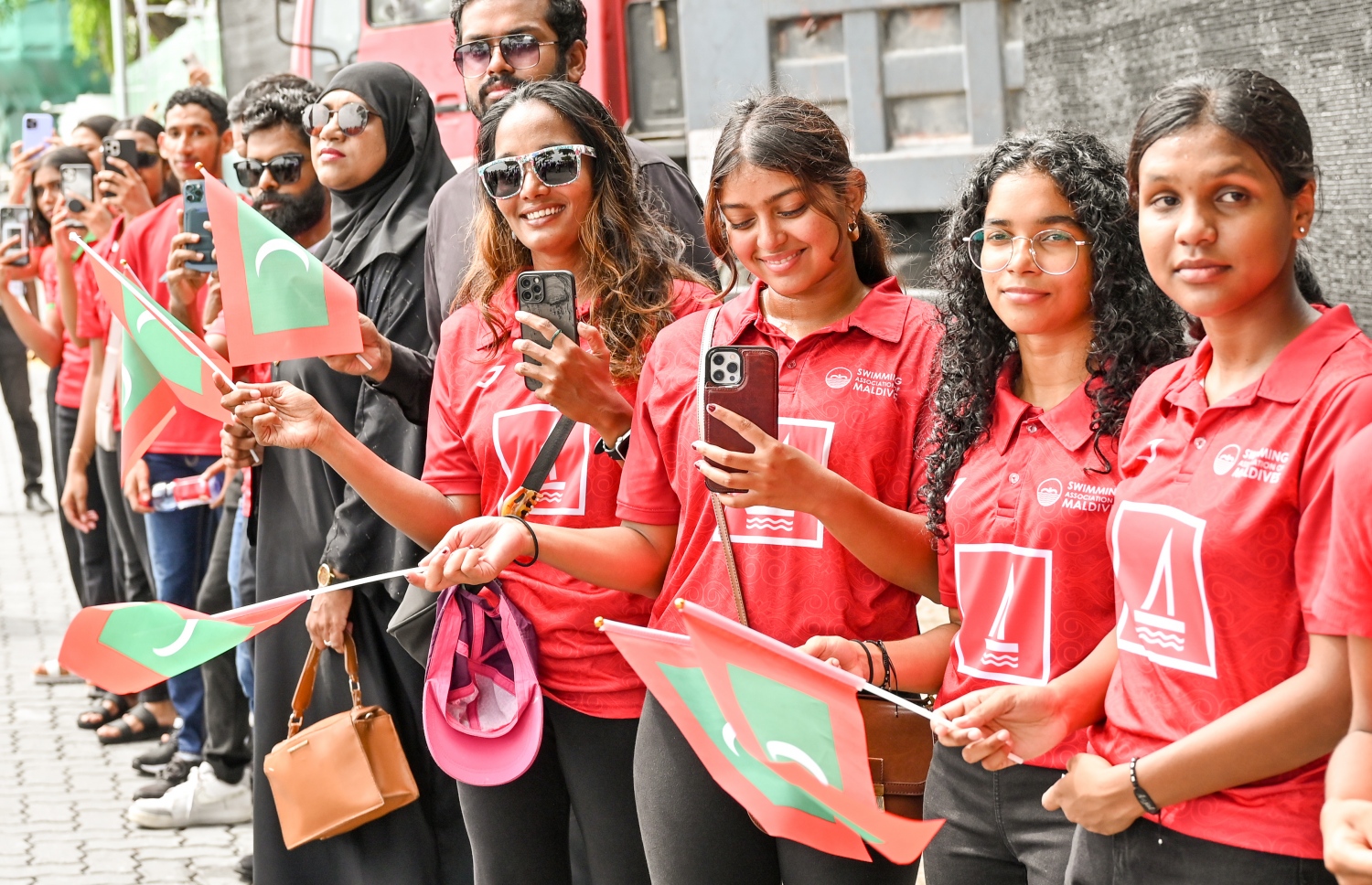 ސްޕެޝަލް އޮލިމްޕިކްސް ވޯލްޑް ގޭމްސްއިން ރަން މެޑަލް ހޯދި ދިވެހި އެތުލީޓުންނަށް މަރުހަބާ ކިޔުމަށް، ރަސްމީ ފާލަން ސަރަހައްދުގައި ބޭއްވި ރަސްމިއްޔާތުގެ ތެރެއިން --- ފޮޓޯ: ނިޝާން އަލީ | މިހާރު