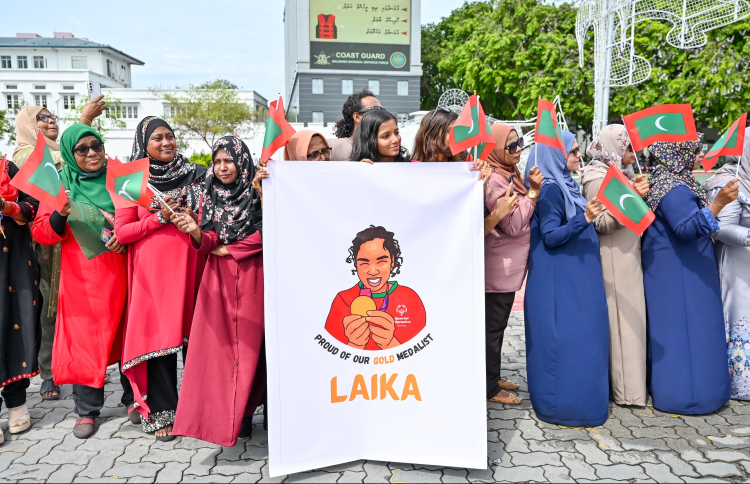 ސްޕެޝަލް އޮލިމްޕިކްސް ވޯލްޑް ގޭމްސްއިން ރަން މެޑަލް ހޯދި ދިވެހި އެތުލީޓުންނަށް މަރުހަބާ ކިޔުމަށް، ރަސްމީ ފާލަން ސަރަހައްދުގައި ބޭއްވި ރަސްމިއްޔާތުގެ ތެރެއިން --- ފޮޓޯ: ނިޝާން އަލީ | މިހާރު