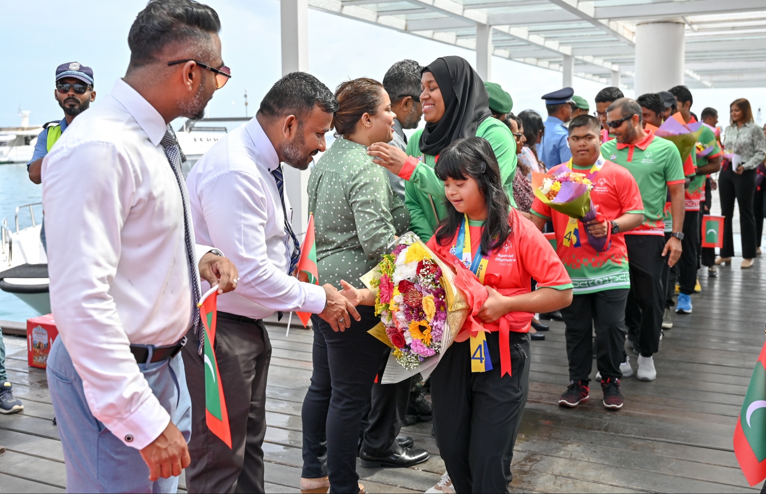 ސްޕެޝަލް އޮލިމްޕިކްސް ވޯލްޑް ގޭމްސްއިން ރަން މެޑަލް ހޯދި ދިވެހި އެތުލީޓުންނަށް މަރުހަބާ ކިޔުމަށް، ރަސްމީ ފާލަން ސަރަހައްދުގައި ބޭއްވި ރަސްމިއްޔާތުގެ ތެރެއިން --- ފޮޓޯ: ނިޝާން އަލީ | މިހާރު