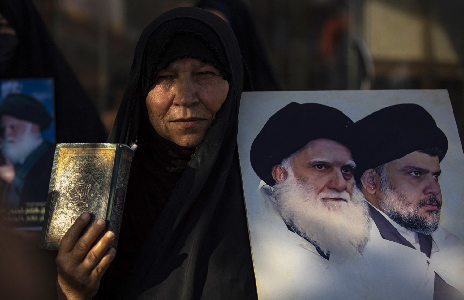 ގުރުއާން އެންދުމާ ދެކޮޅަށް މުޒާހަރާ ކުރަނީ: ބައެއް ގައުމުތައް އޮތީ ހިމޭނުން -- ފައިލް ފޮޓޯ: އޭއެފްޕީ