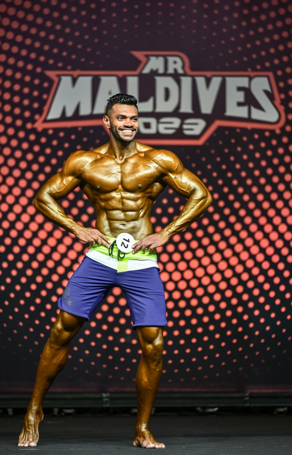 މިސްޓަ މޯލްޑިވްސް ހޮވުމަށް ރޭ ބޭއްވި މުބާރާތުގައި އެތުލީޓަކު ސްޕޯޓްސް ފިޒީކް ކެޓެގަރީގައި ވާދަކުރަނީ .-- ނިޝާން އަލީ | މިހާރު